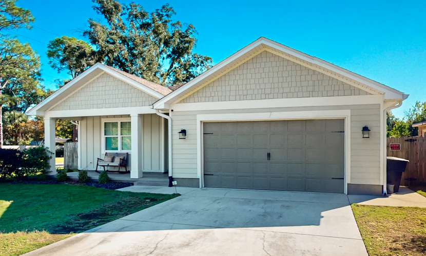 Contemporary dog-friendly retreat with pool & patio - near shops & attractions