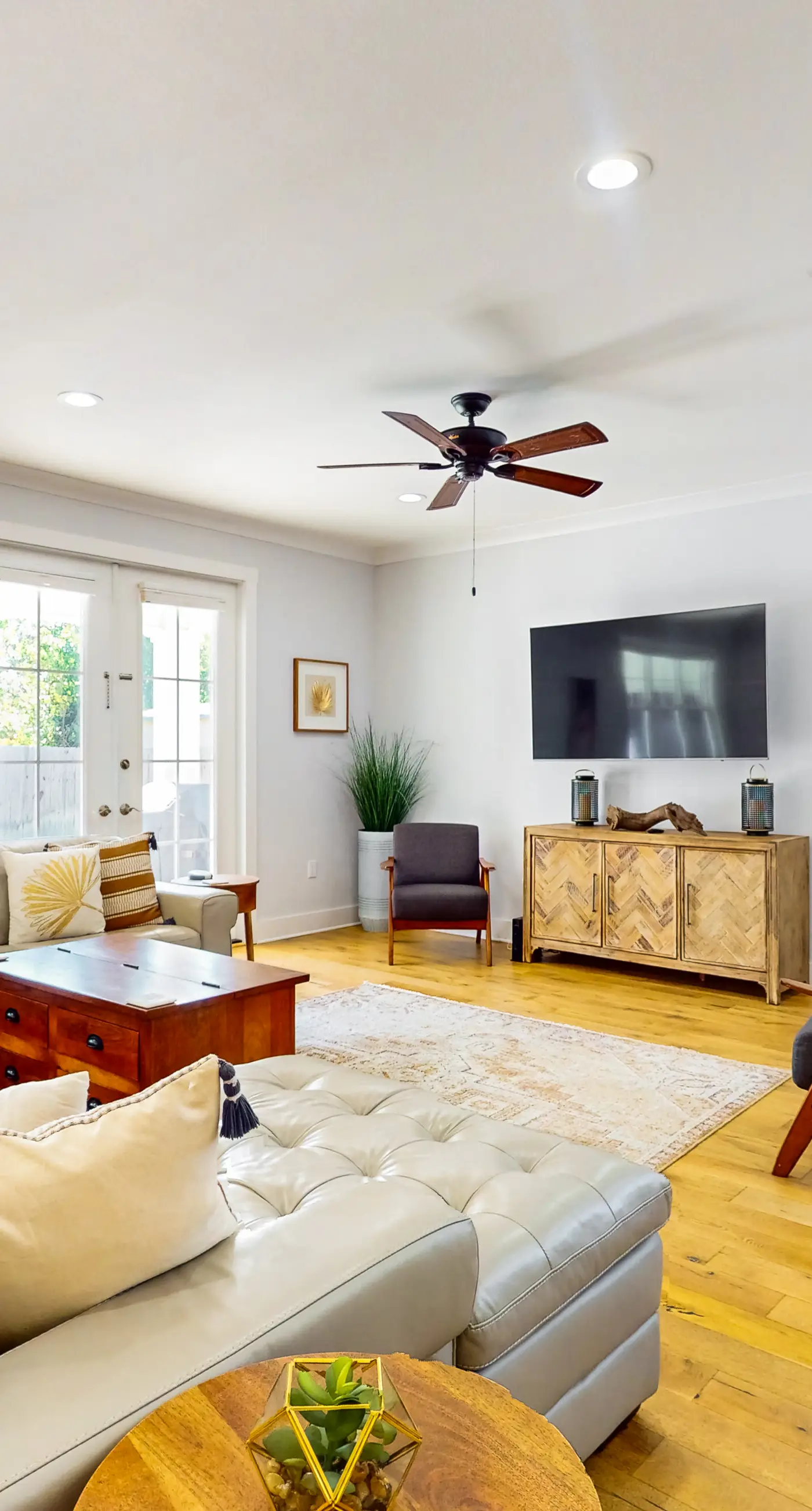 Contemporary dog-friendly retreat with pool & patio - near shops & attractions