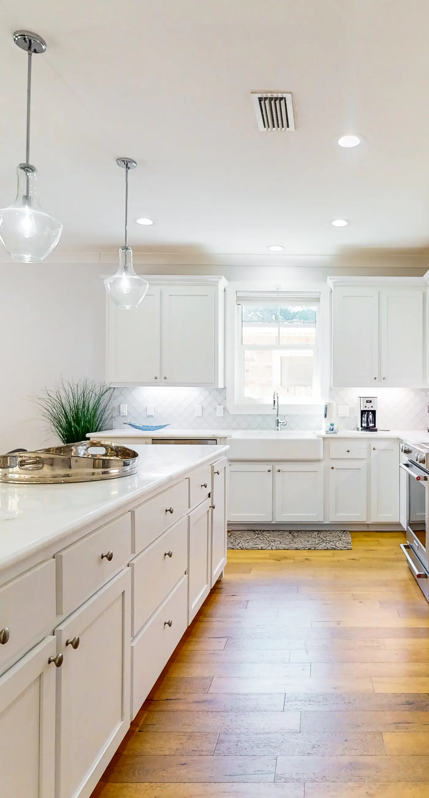 Contemporary dog-friendly retreat with pool & patio - near shops & attractions