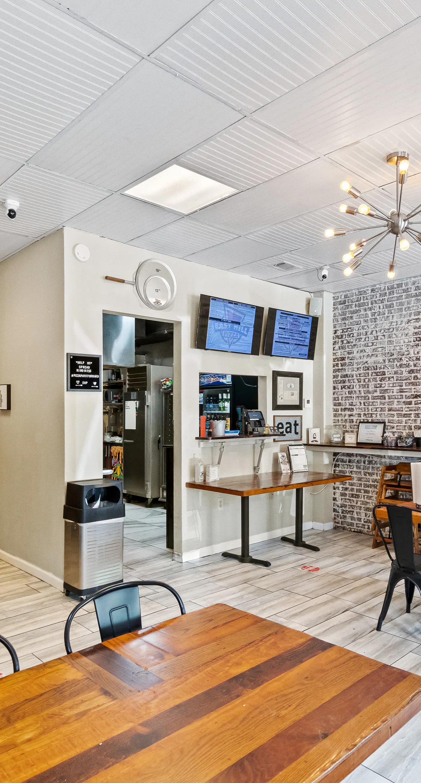 Contemporary dog-friendly retreat with pool & patio - near shops & attractions