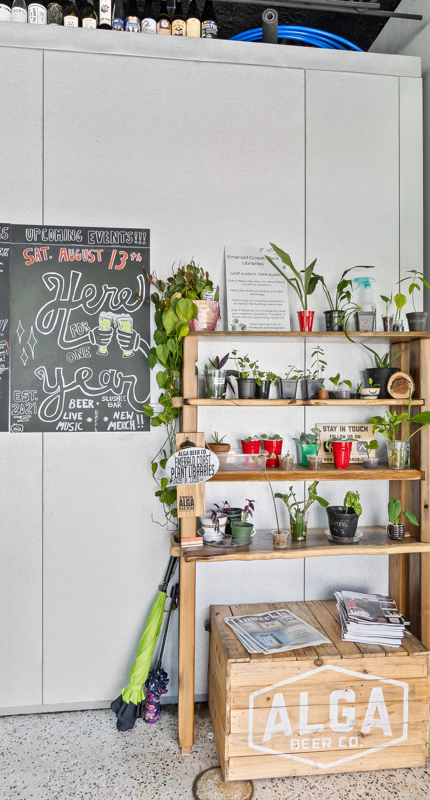 Contemporary dog-friendly retreat with pool & patio - near shops & attractions