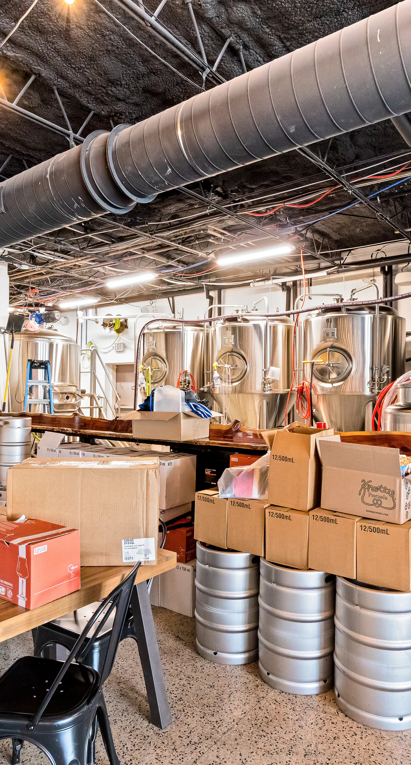 Contemporary dog-friendly retreat with pool & patio - near shops & attractions