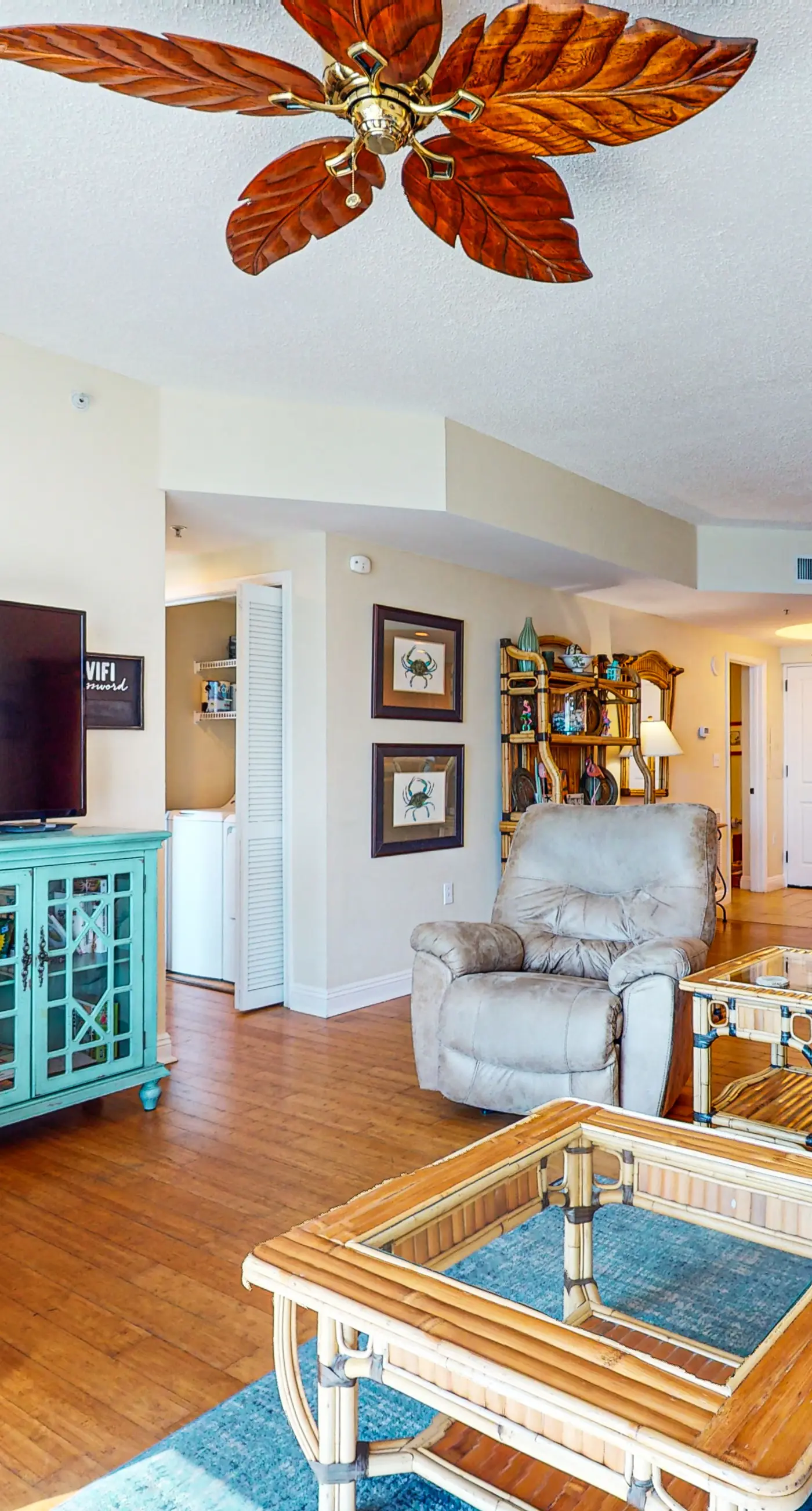 Gorgeous Resort Condo with Gulf Views, Shared Hot Tub, Pools, & Gym