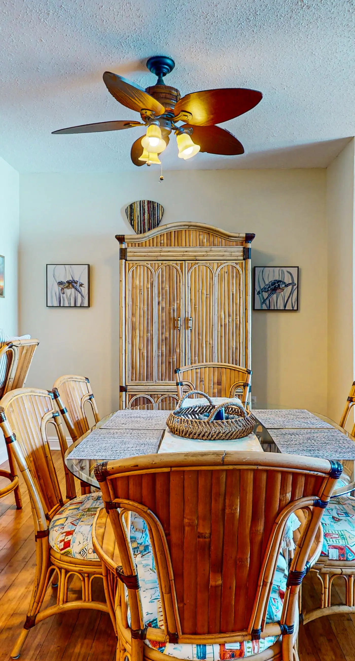 Gorgeous Resort Condo with Gulf Views, Shared Hot Tub, Pools, & Gym