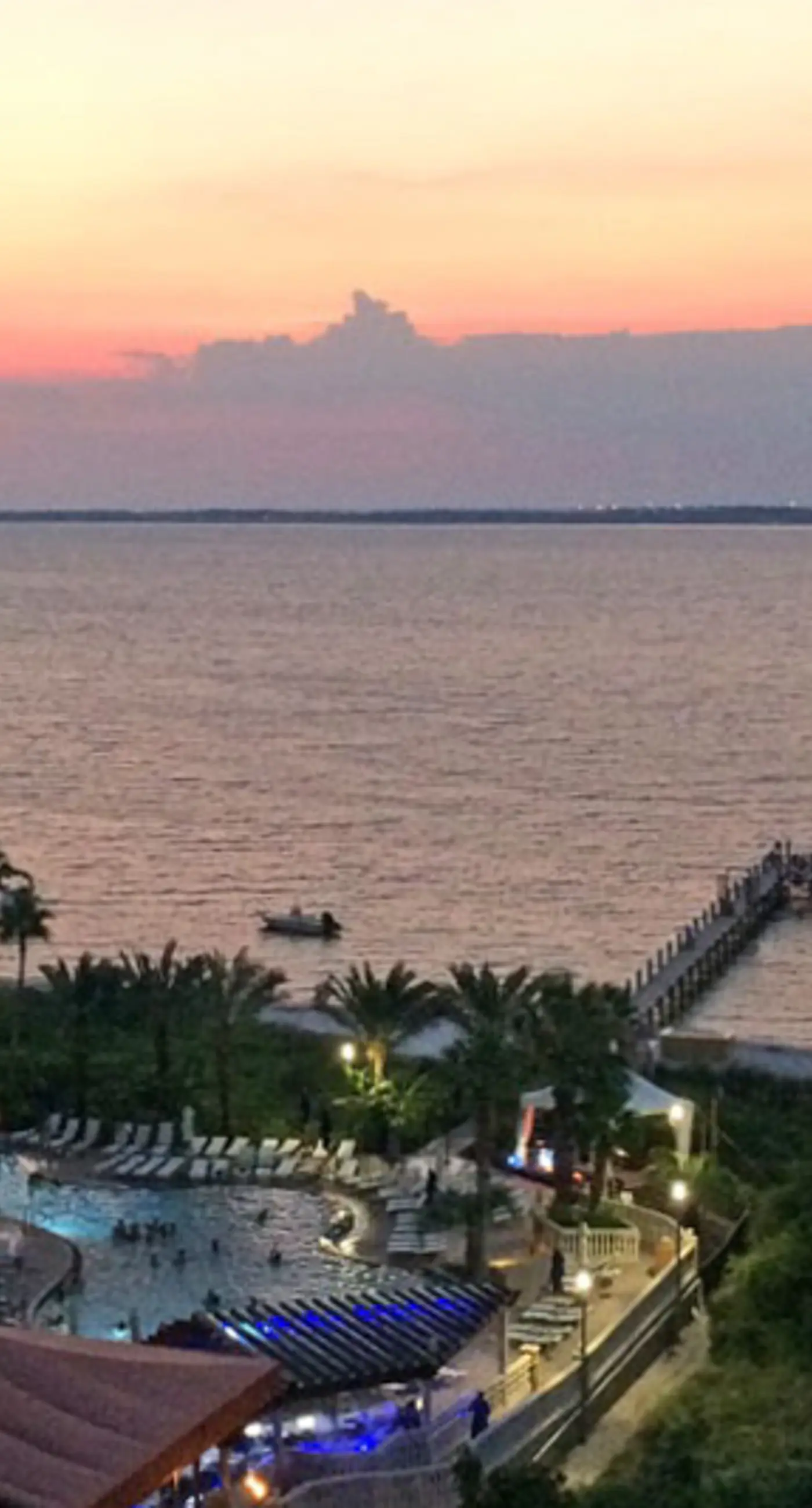 Gorgeous Resort Condo with Gulf Views, Shared Hot Tub, Pools, & Gym