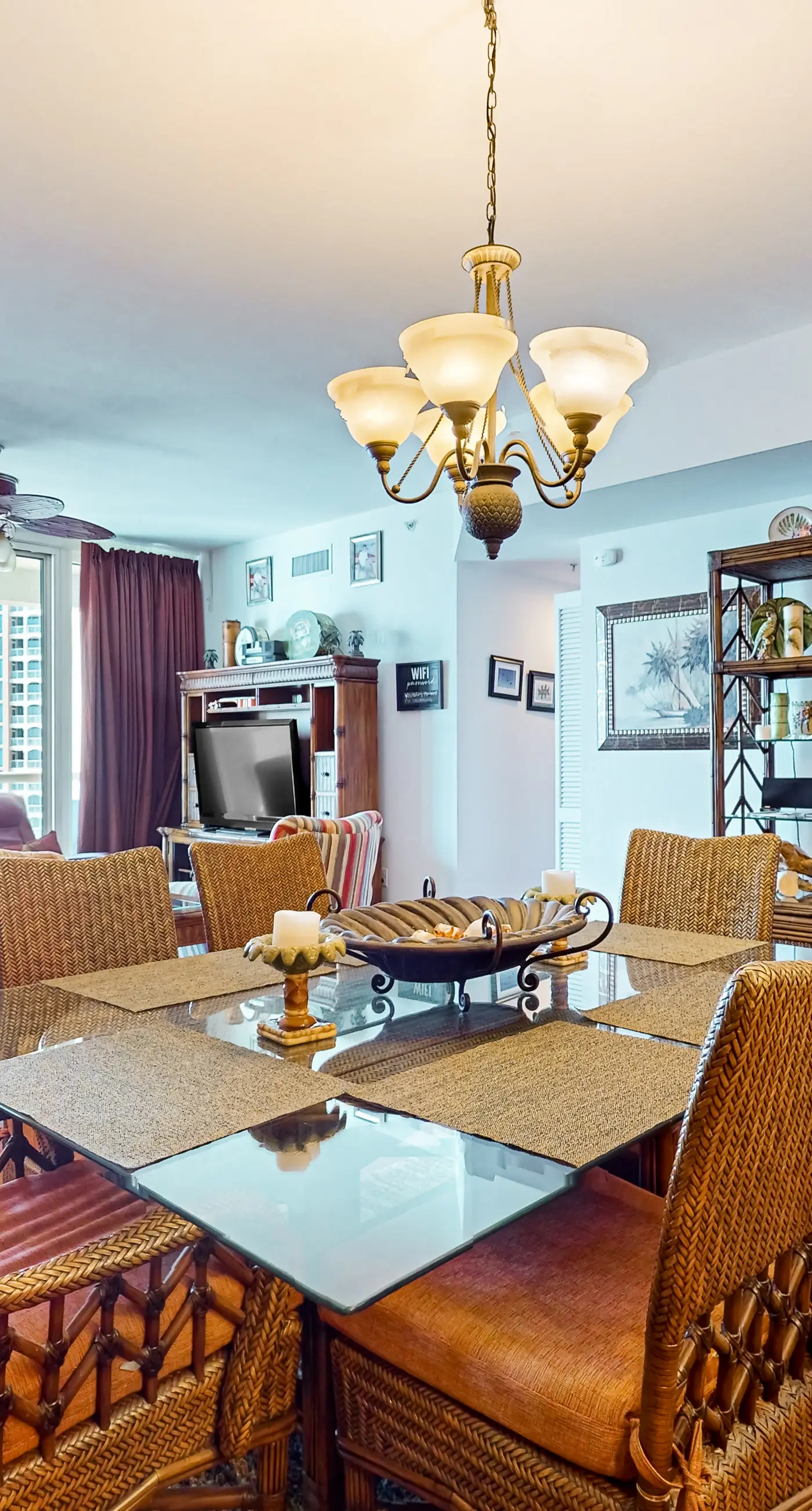 Waterfront condo with WiFi, washer/dryer, pools, fitness room, & beach access