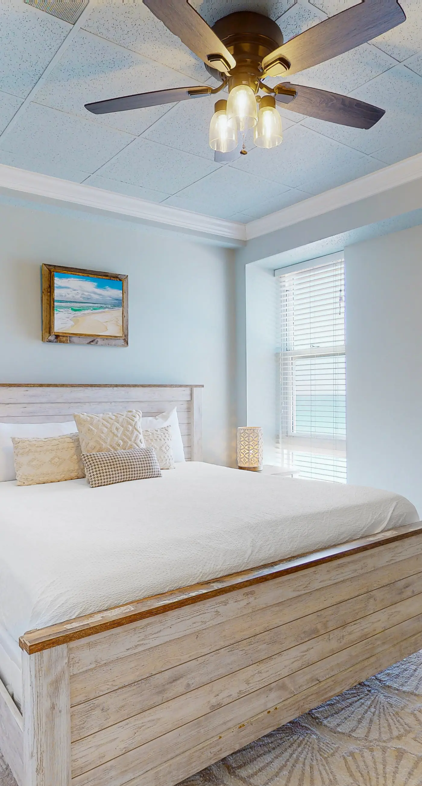 Family-friendly, beachfront condo w/shared outdoor pool, hot tub, & beach access