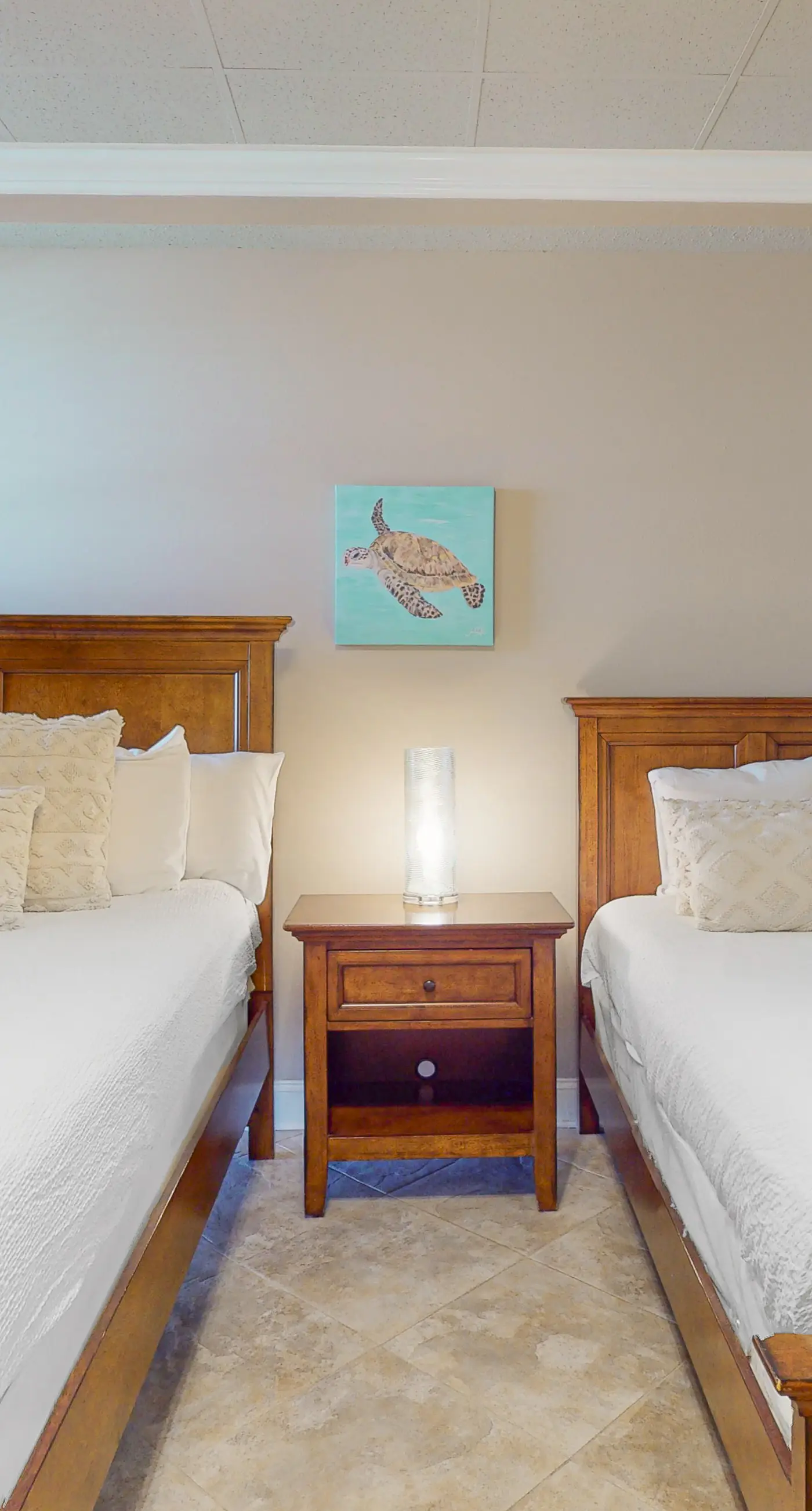 Family-friendly, beachfront condo w/shared outdoor pool, hot tub, & beach access