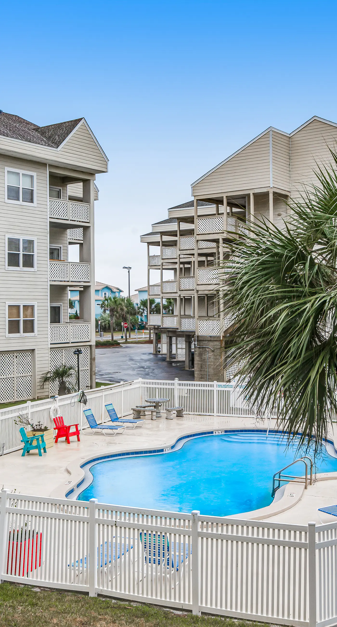 Sound-front home with fishing dock, balcony, sundeck & easy beach access