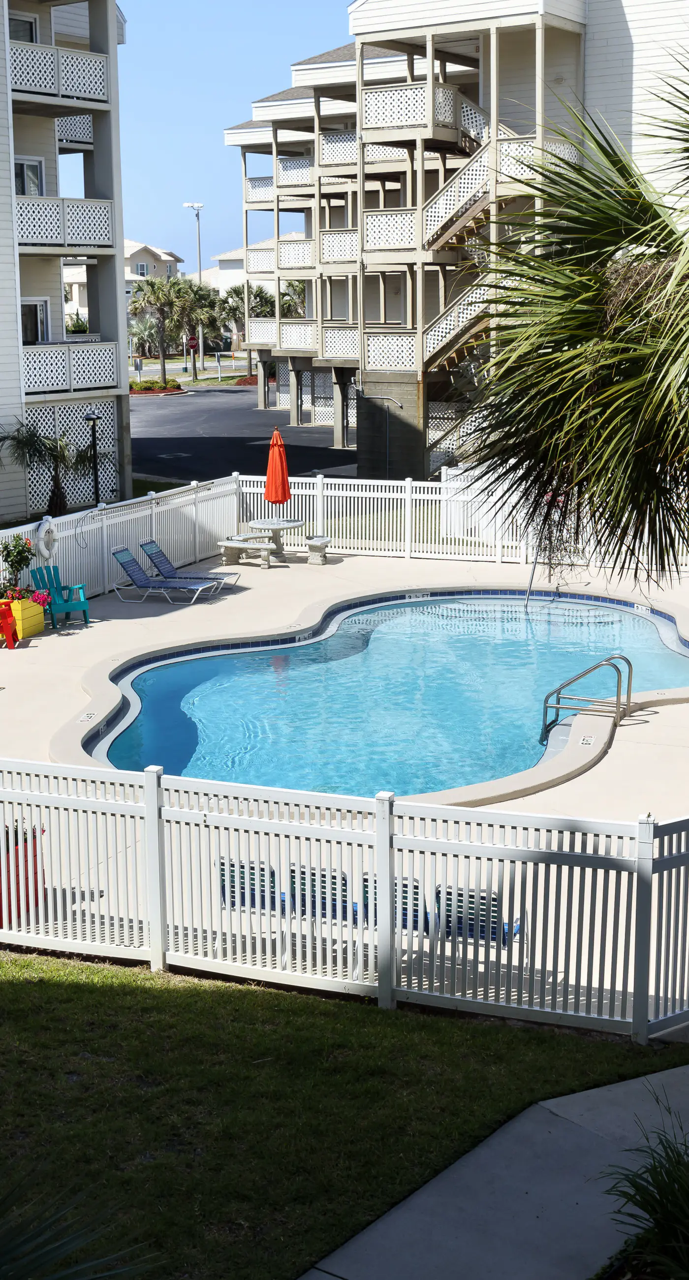Sound-front home with fishing dock, balcony, sundeck & easy beach access