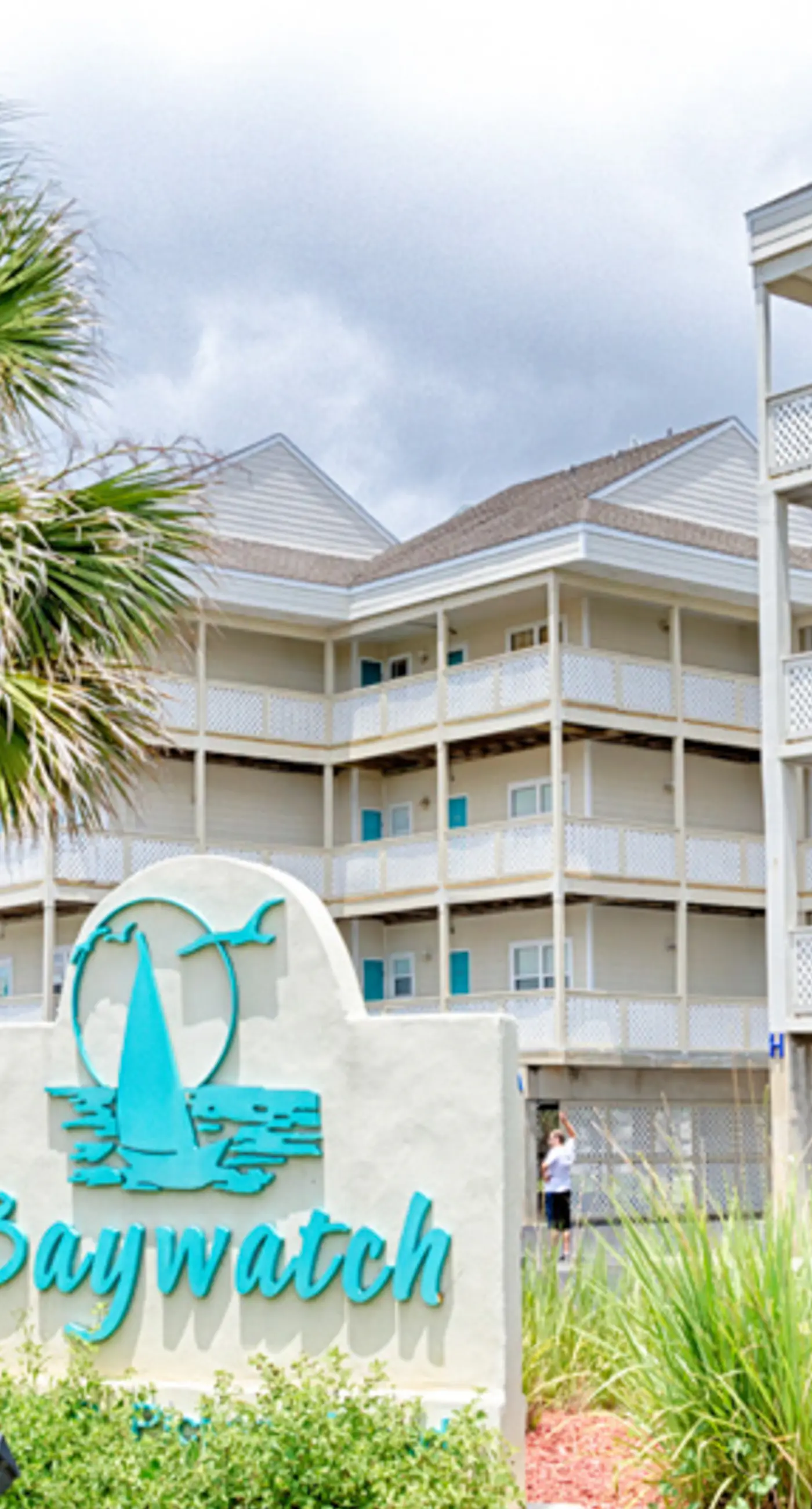 Sound-front home with fishing dock, balcony, sundeck & easy beach access