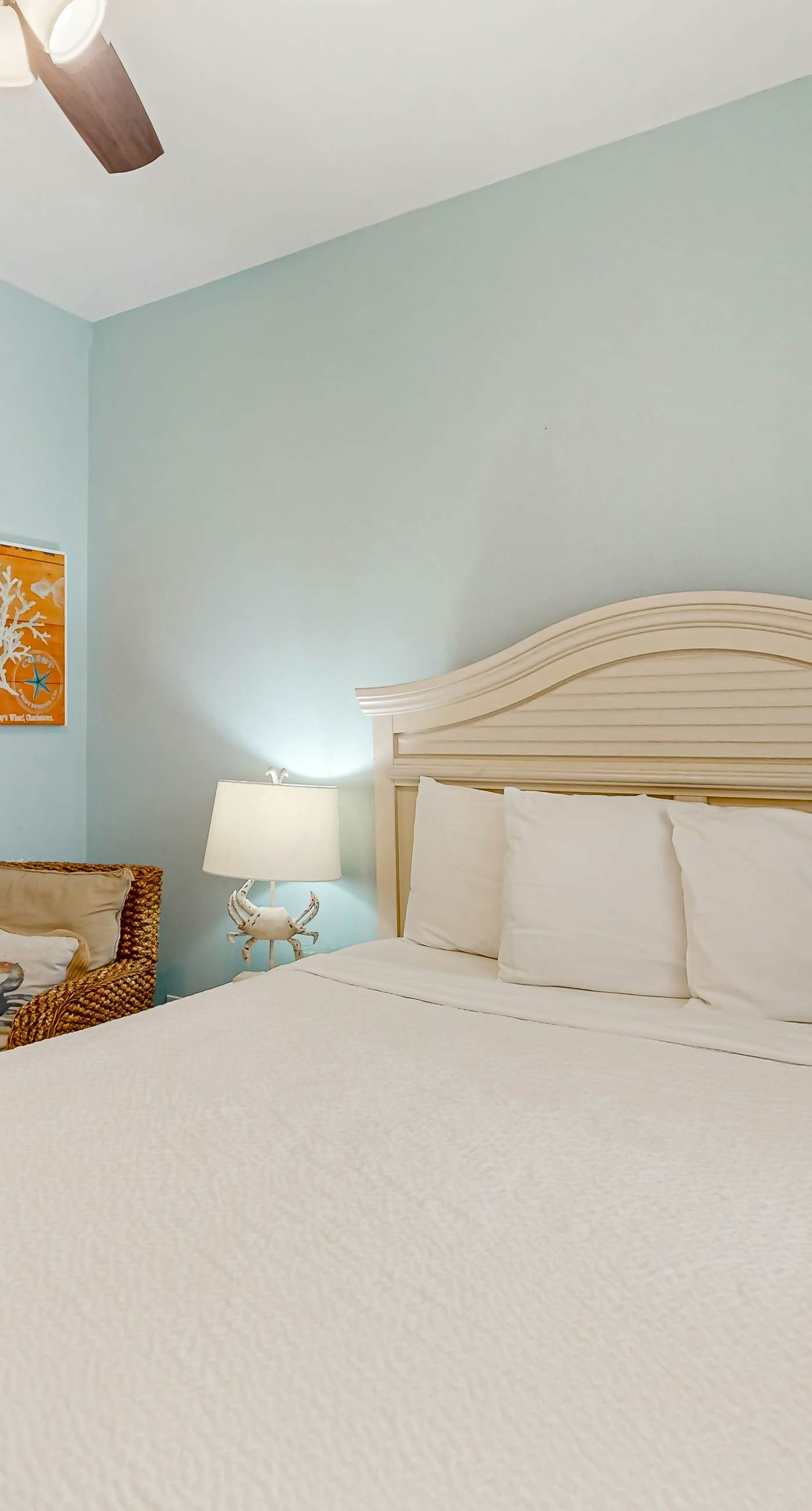 Condo with partial bay view, onsite fishing dock, beach access, & shared pool