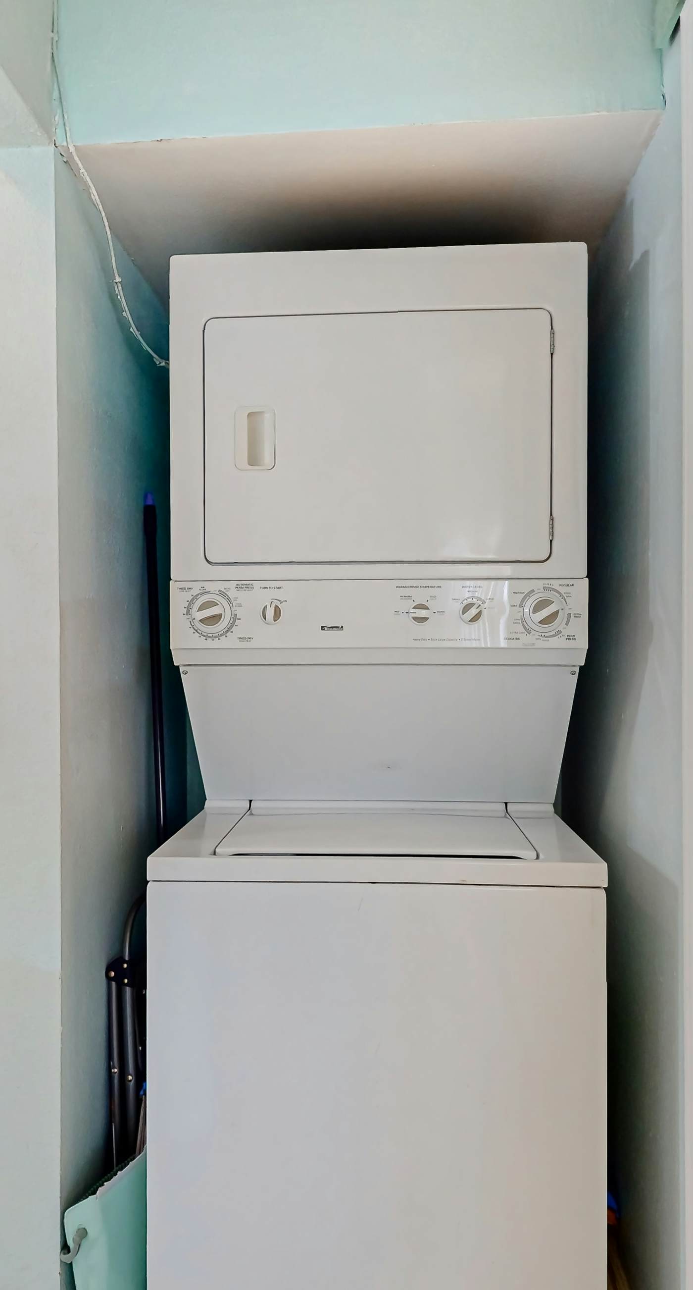 Condo with partial bay view, onsite fishing dock, beach access, & shared pool