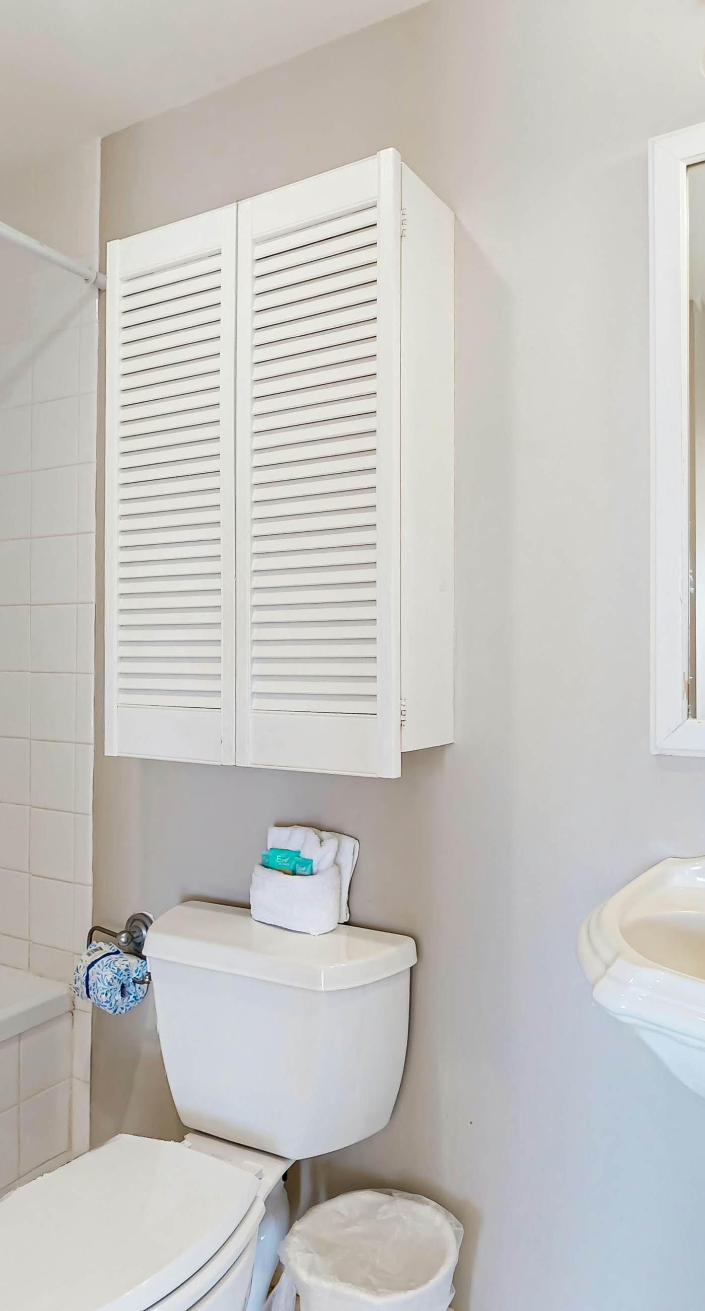 Gulf Front Condo with Onsite Pools, Fitness Center, Dry Sauna, and WiFi