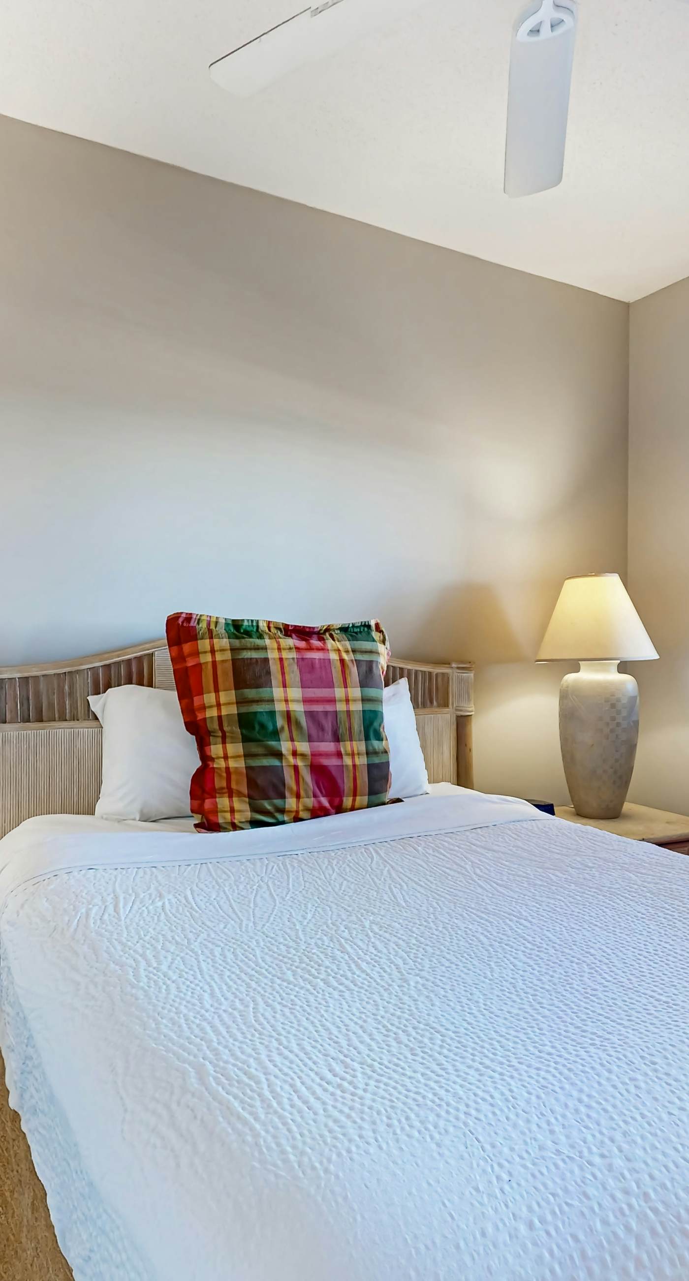 Gulf Front Condo with Onsite Pools, Fitness Center, Dry Sauna, and WiFi