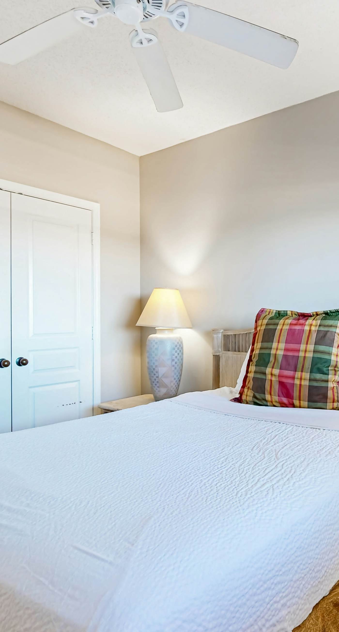 Gulf Front Condo with Onsite Pools, Fitness Center, Dry Sauna, and WiFi