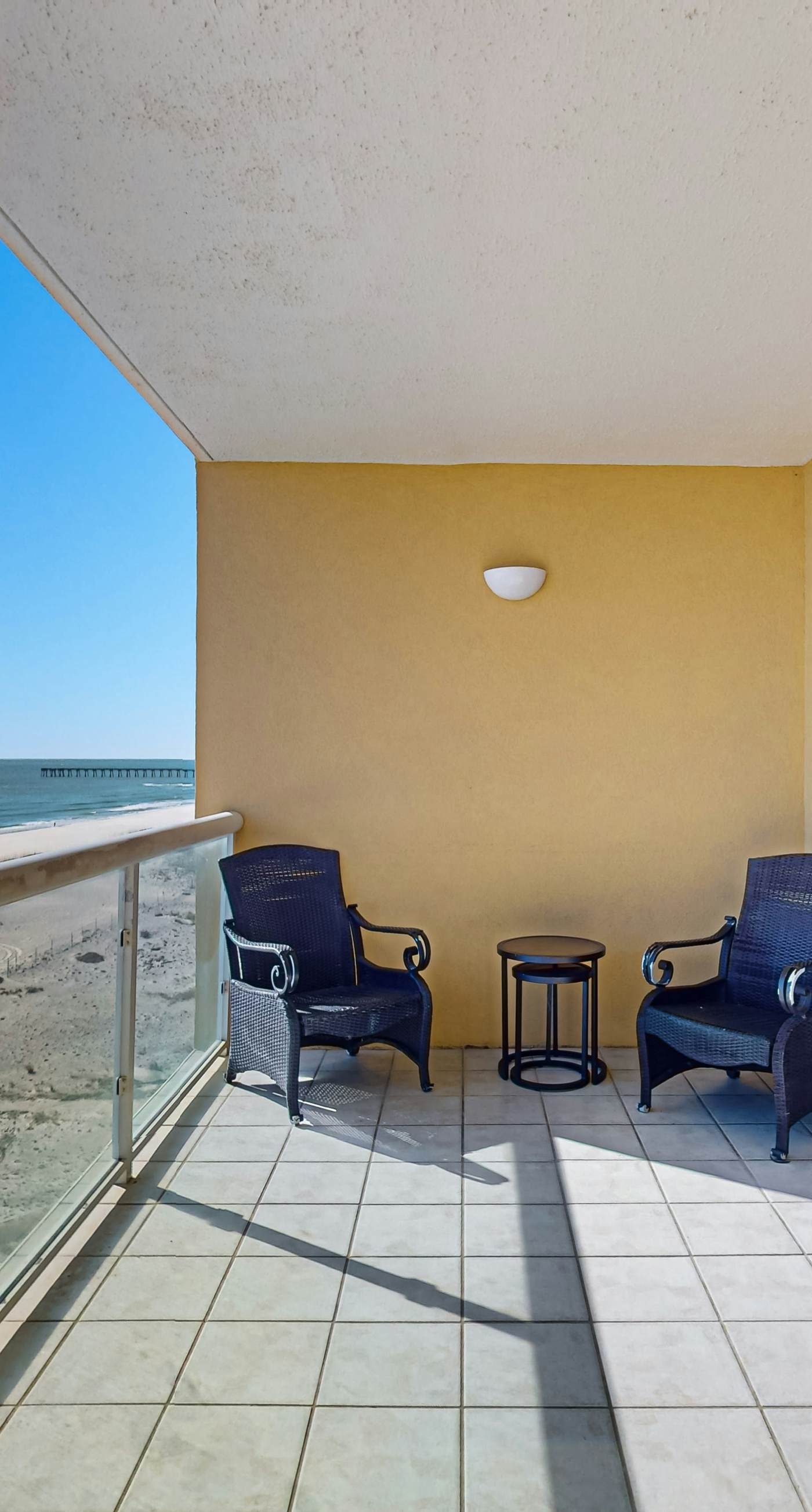 Gulf Front Condo with Onsite Pools, Fitness Center, Dry Sauna, and WiFi