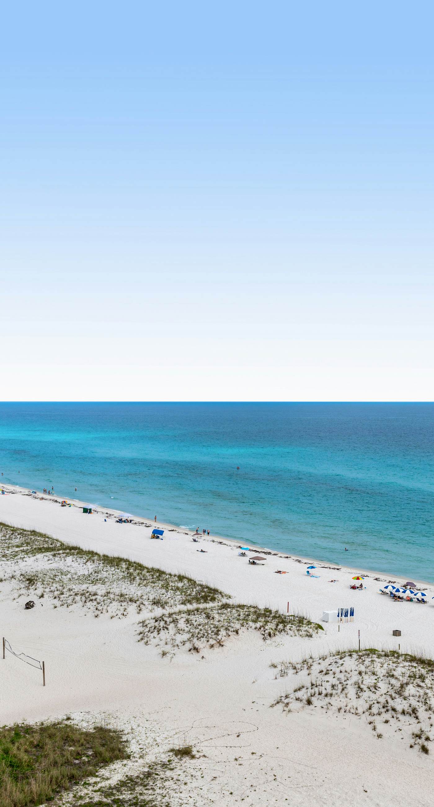 Oceanfront Condo with Free WiFi, Central AC, W&D, Shared Hot Tub, Outdoor Pool, Gym