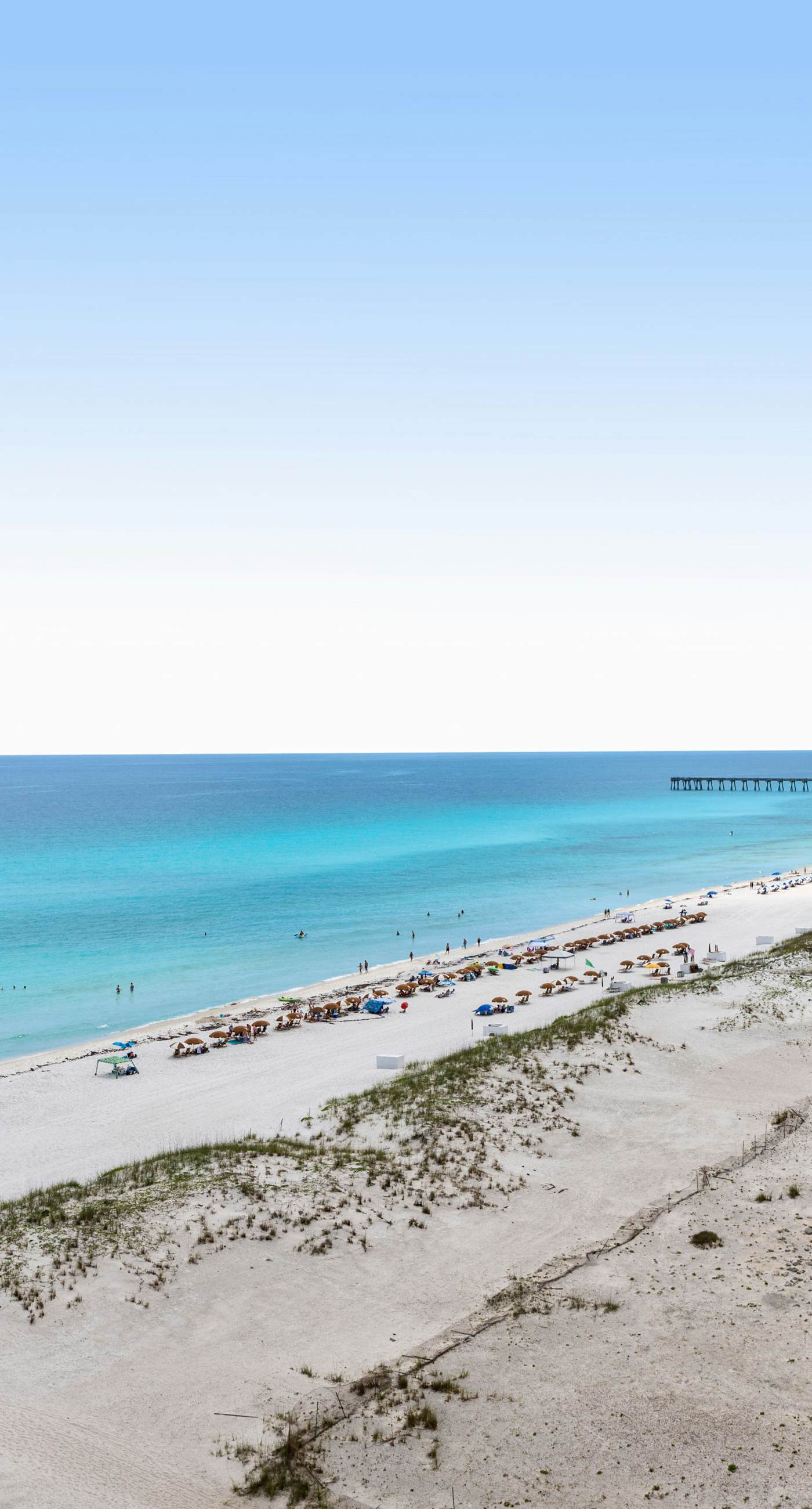 Oceanfront Condo with Free WiFi, Central AC, W&D, Shared Hot Tub, Outdoor Pool, Gym