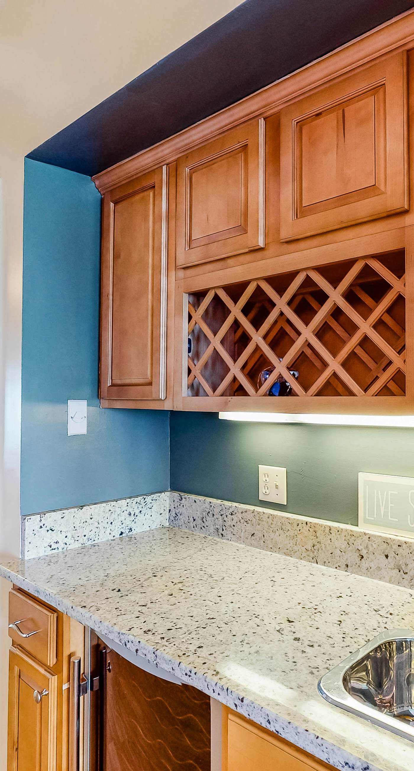 Inviting condo with bay & ocean views, & pool - steps to the beach