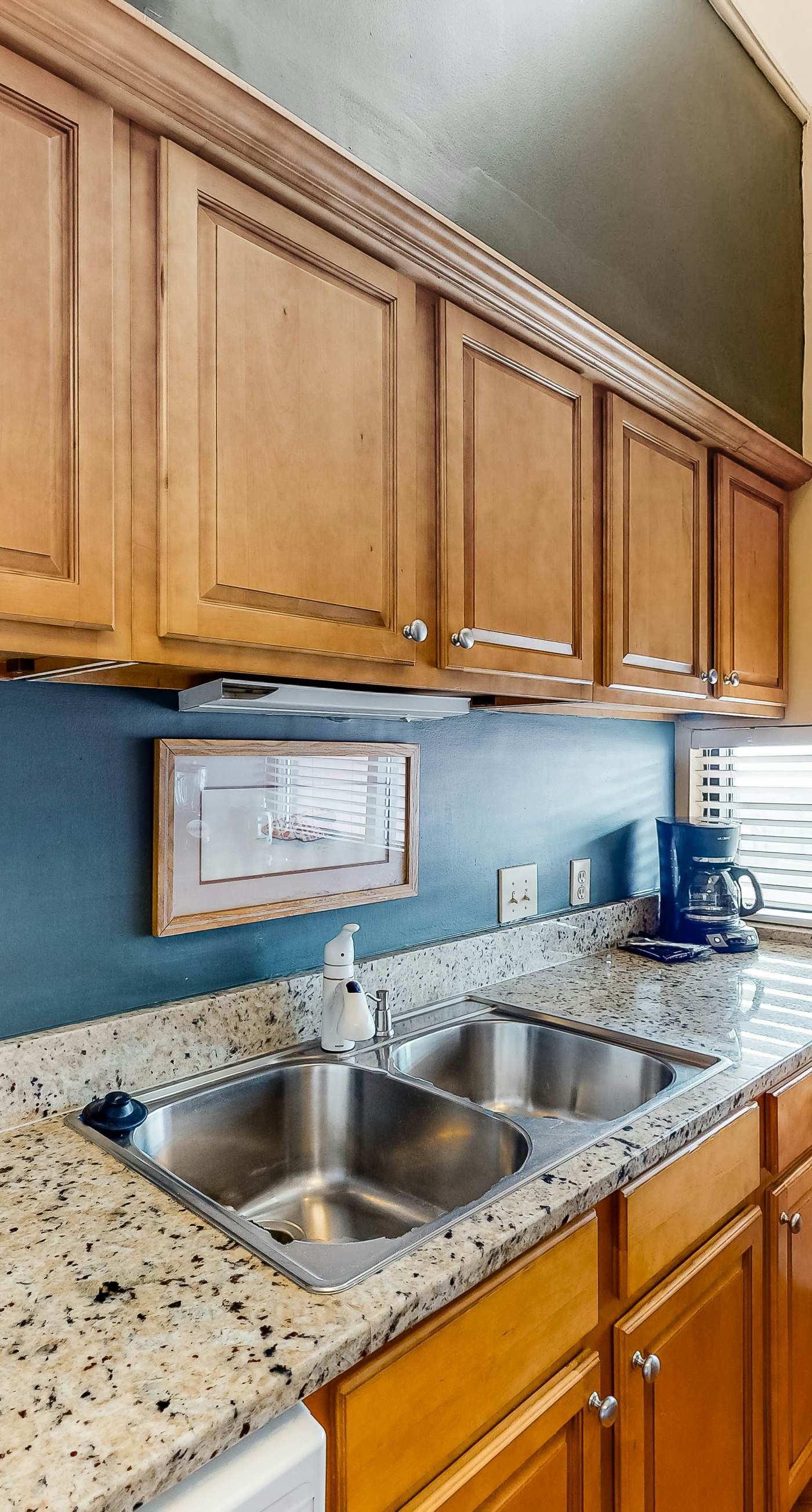 Inviting condo with bay & ocean views, & pool - steps to the beach