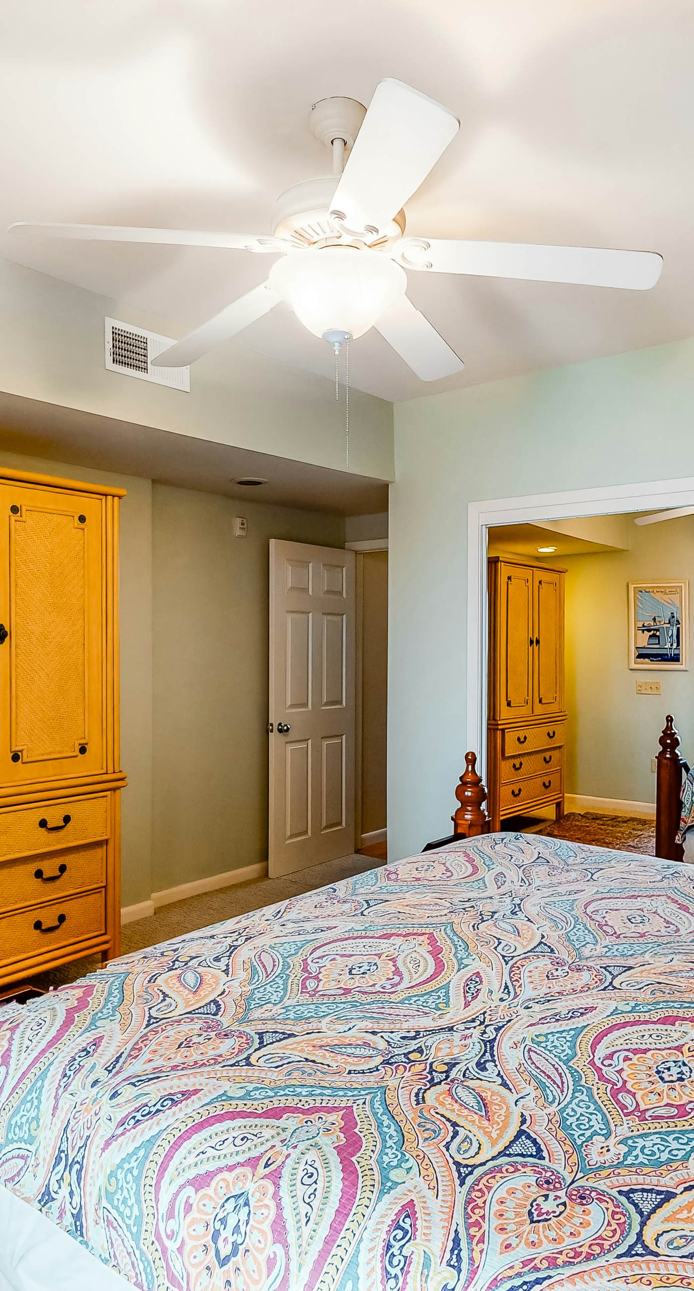 Inviting condo with bay & ocean views, & pool - steps to the beach