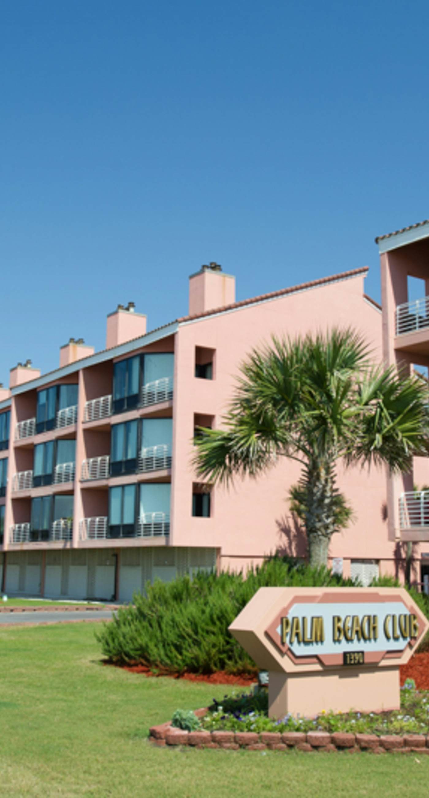 Inviting condo with bay & ocean views, & pool - steps to the beach