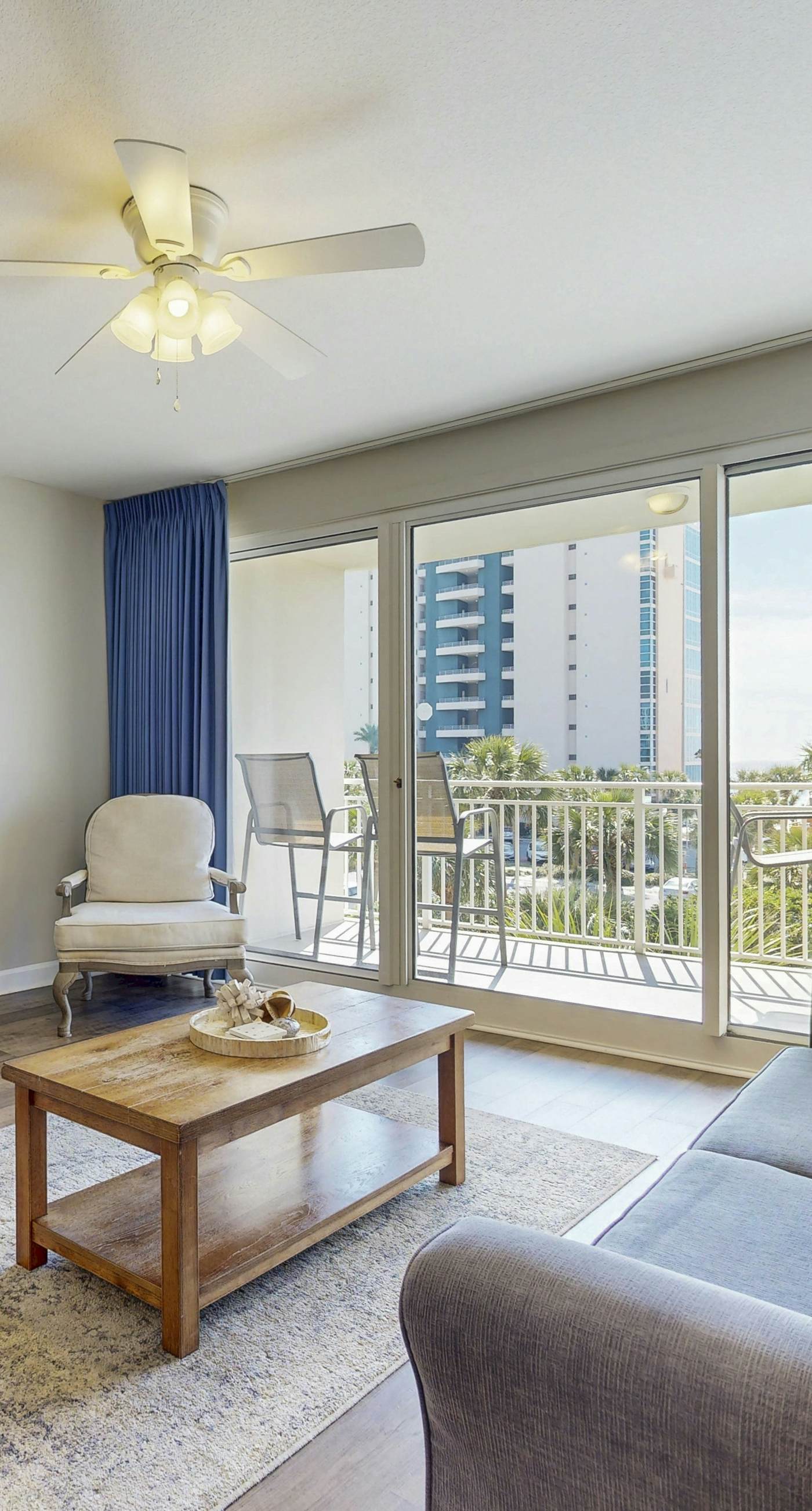 Ocean-View Getaway with Two Shared Pools, Gym & Beach Access