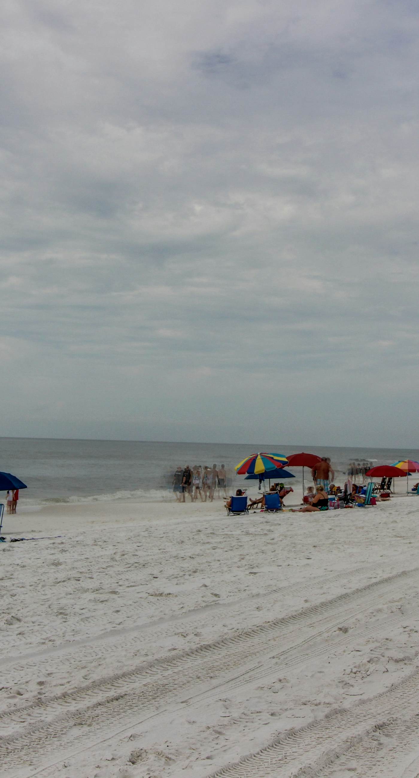 Beautiful lakefront condo with WiFi, beach views, & pool