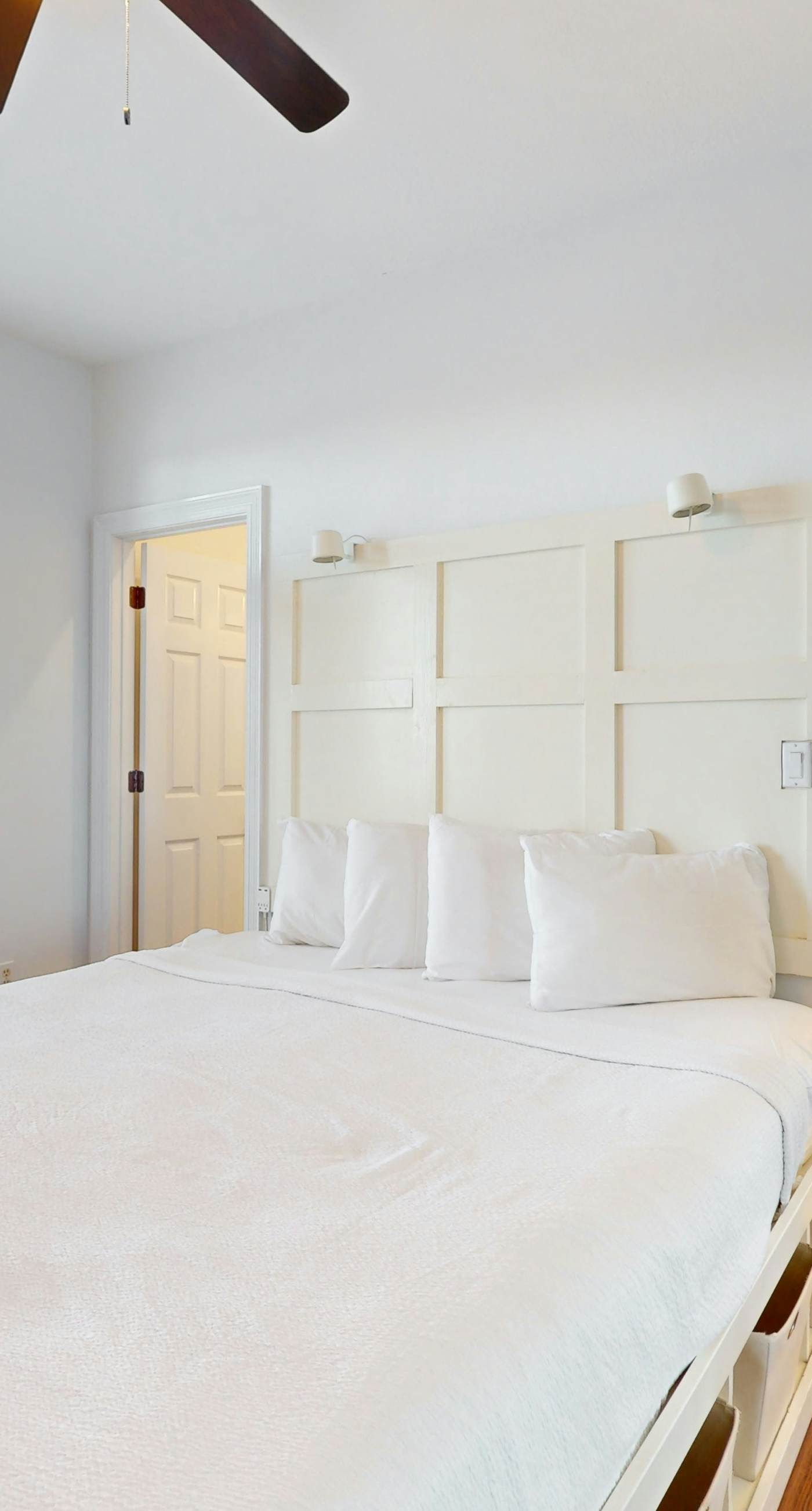 Lakefront condo with WiFi, water&beach views, pool