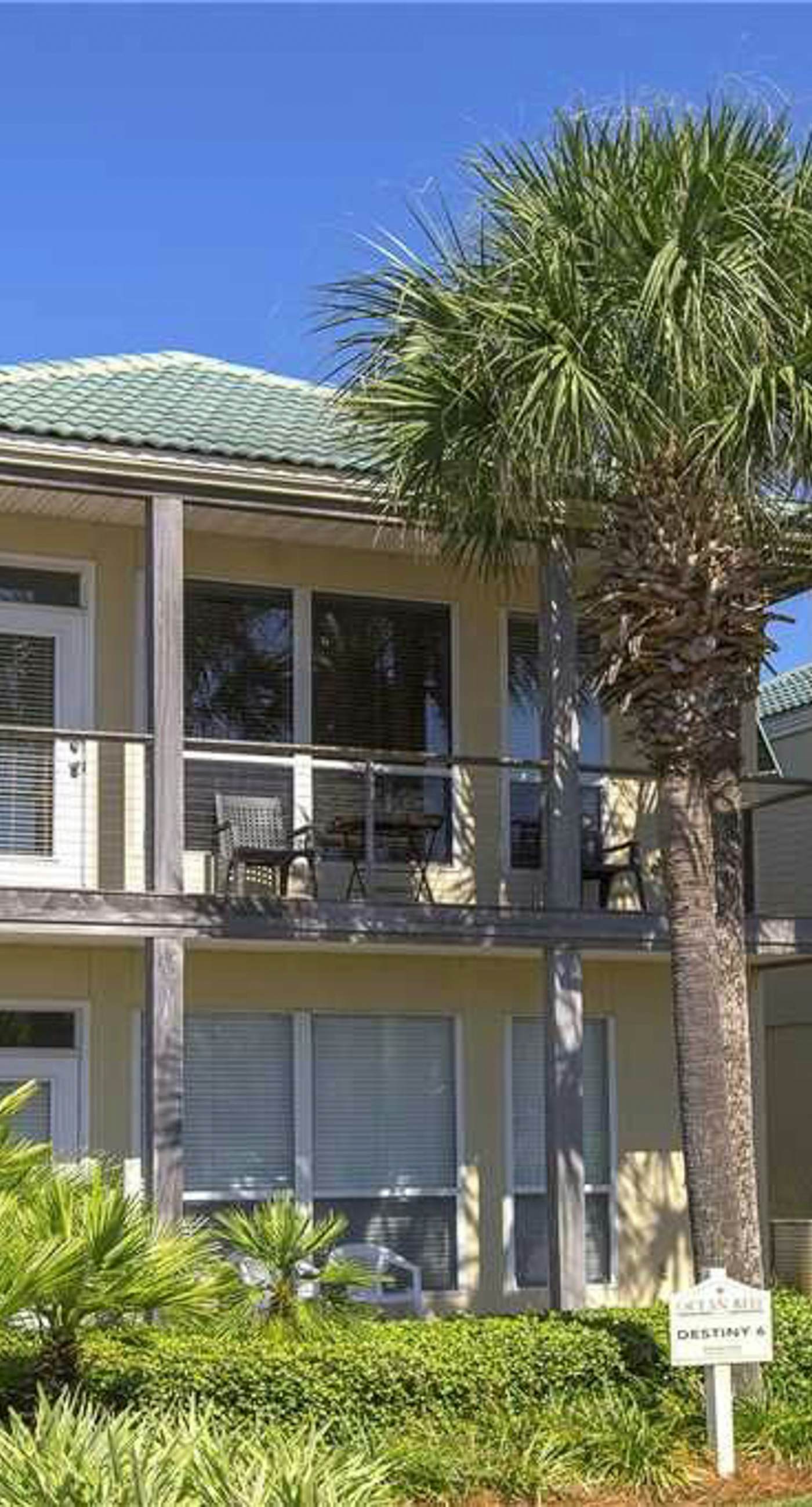 Lakefront condo with WiFi, water&beach views, pool