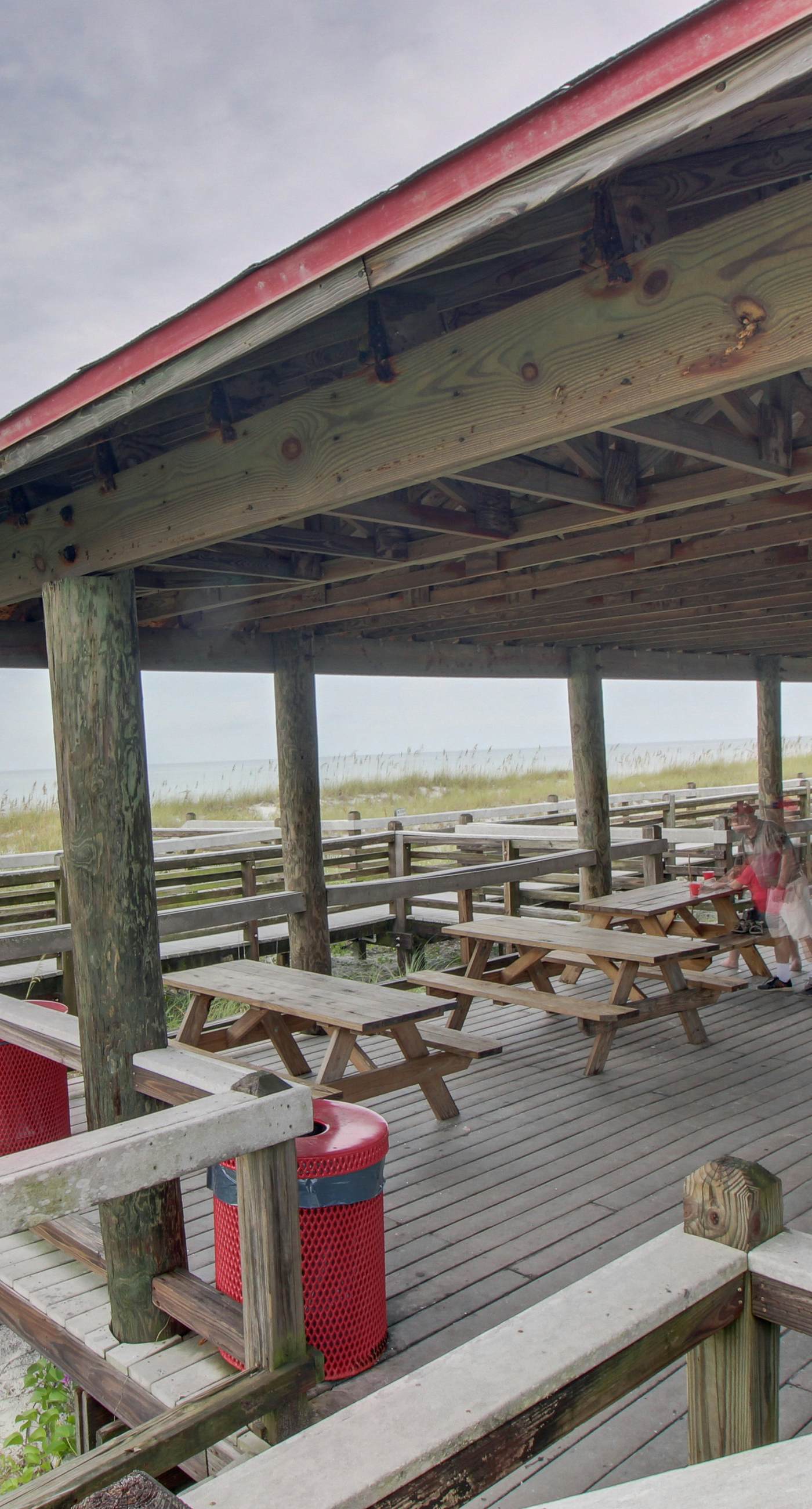 Lakefront condo with WiFi, water&beach views, pool