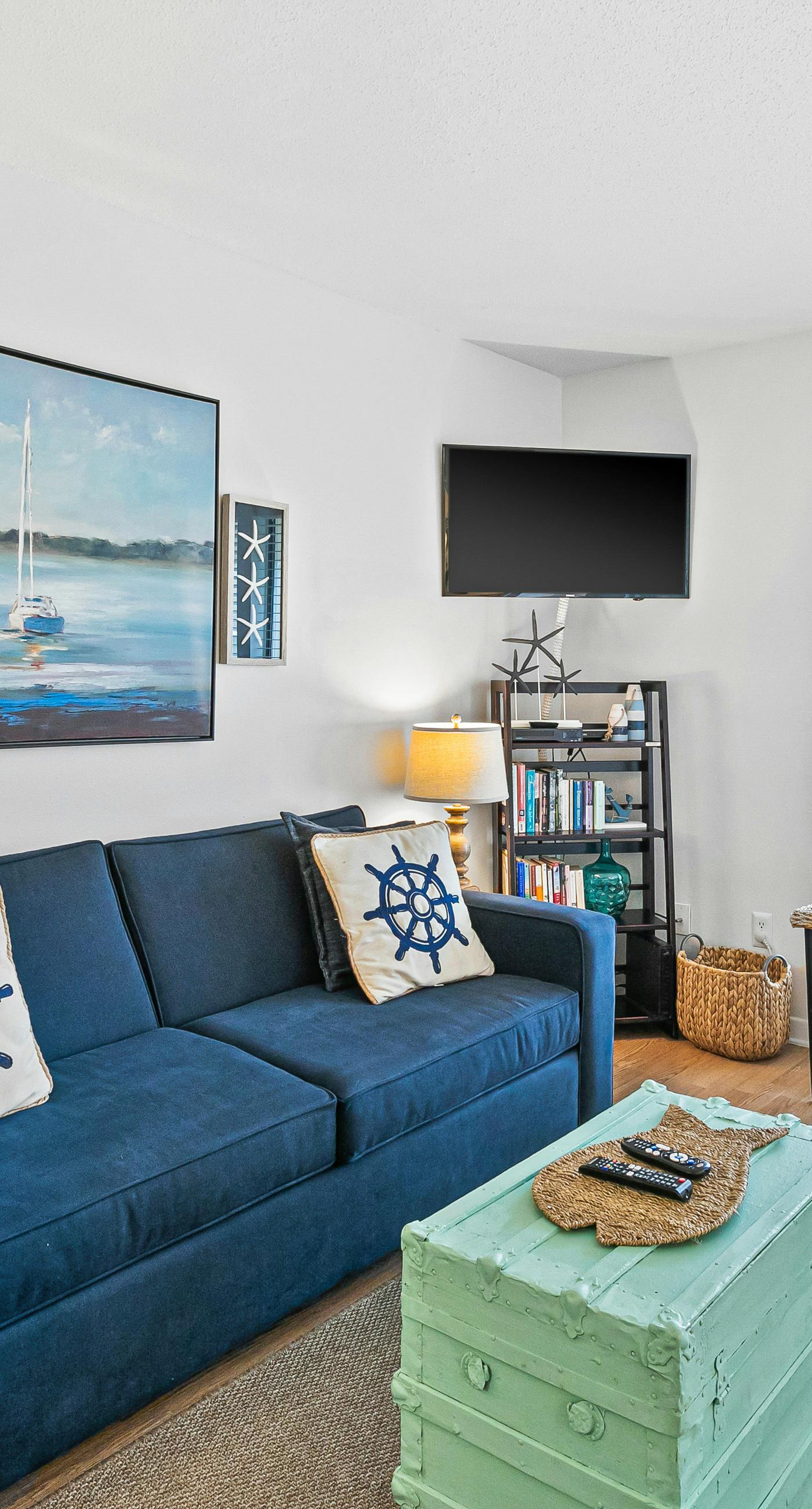 Coastal Condo with heated pool, hot tub, tennis, & beach access