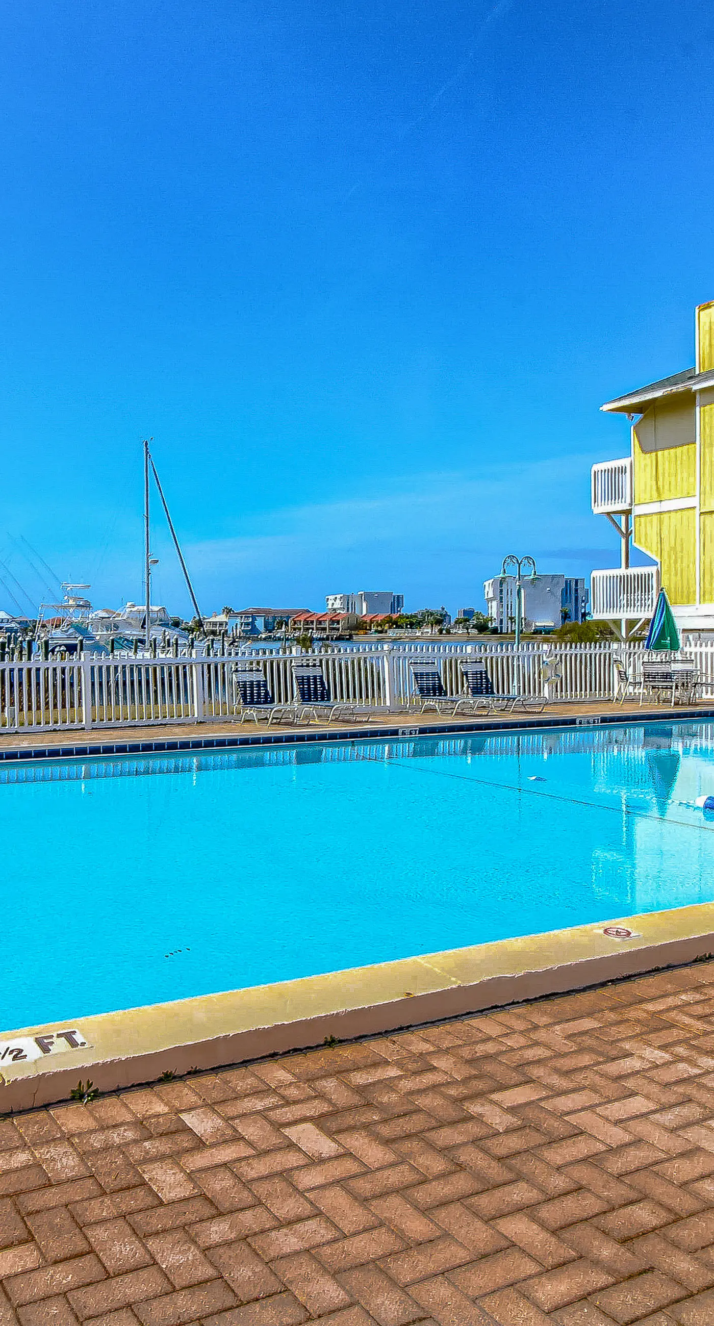 Coastal Condo with heated pool, hot tub, tennis, & beach access