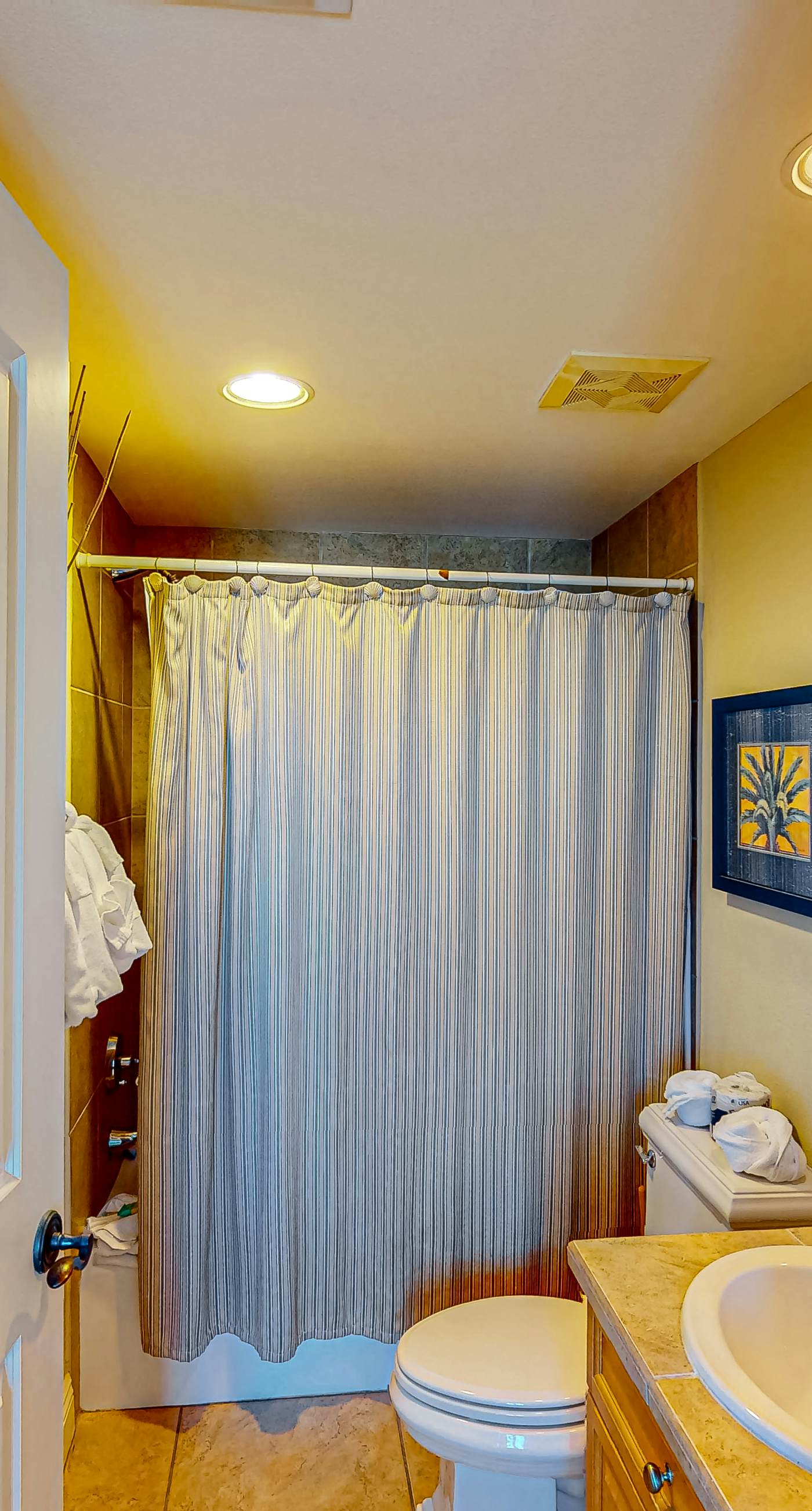 Gulf-view condo with pool, hot tub, beach access, tennis, balcony, AC, & W/D