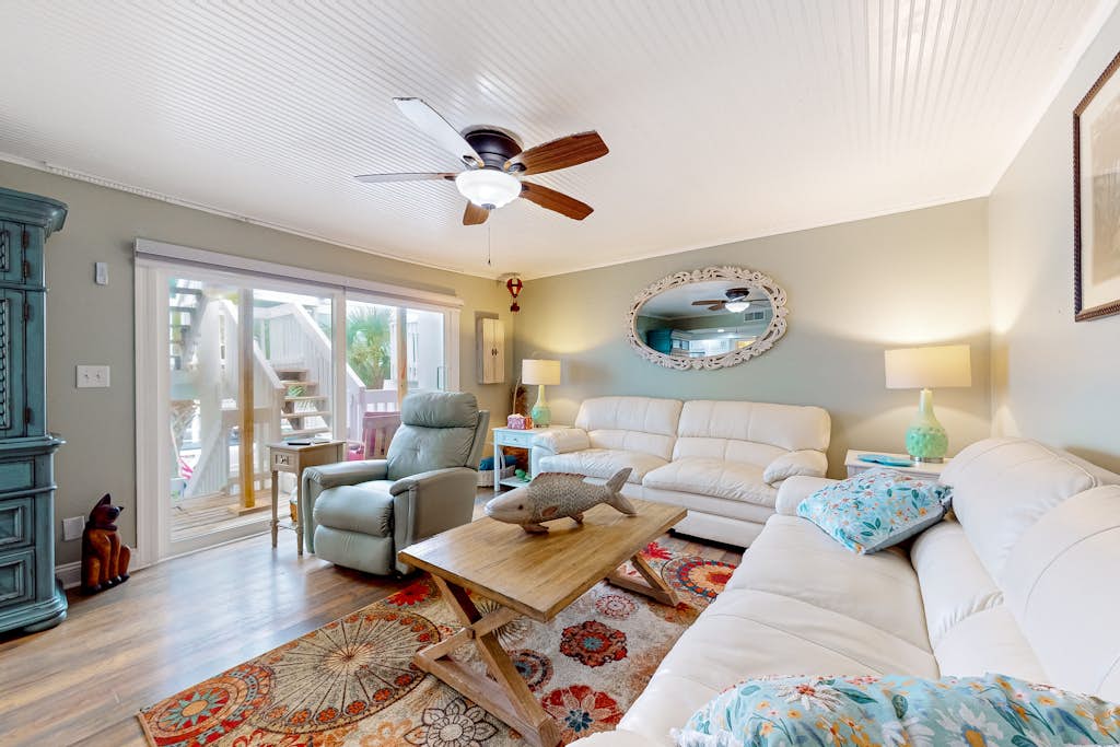 Incredible waterfront retreat with beach access, pool, dock & amazing Gulf views