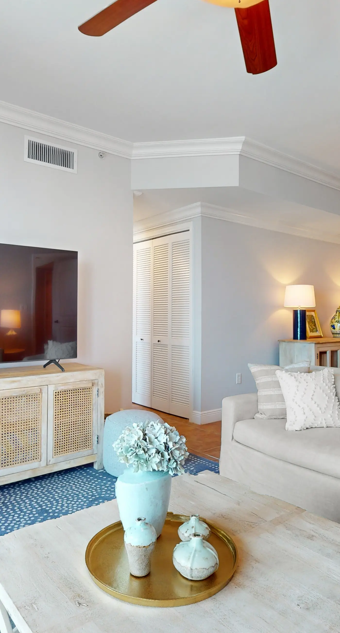 Gulf-view condo with pool, hot tub, beach access, tennis, balcony, AC, & W/D