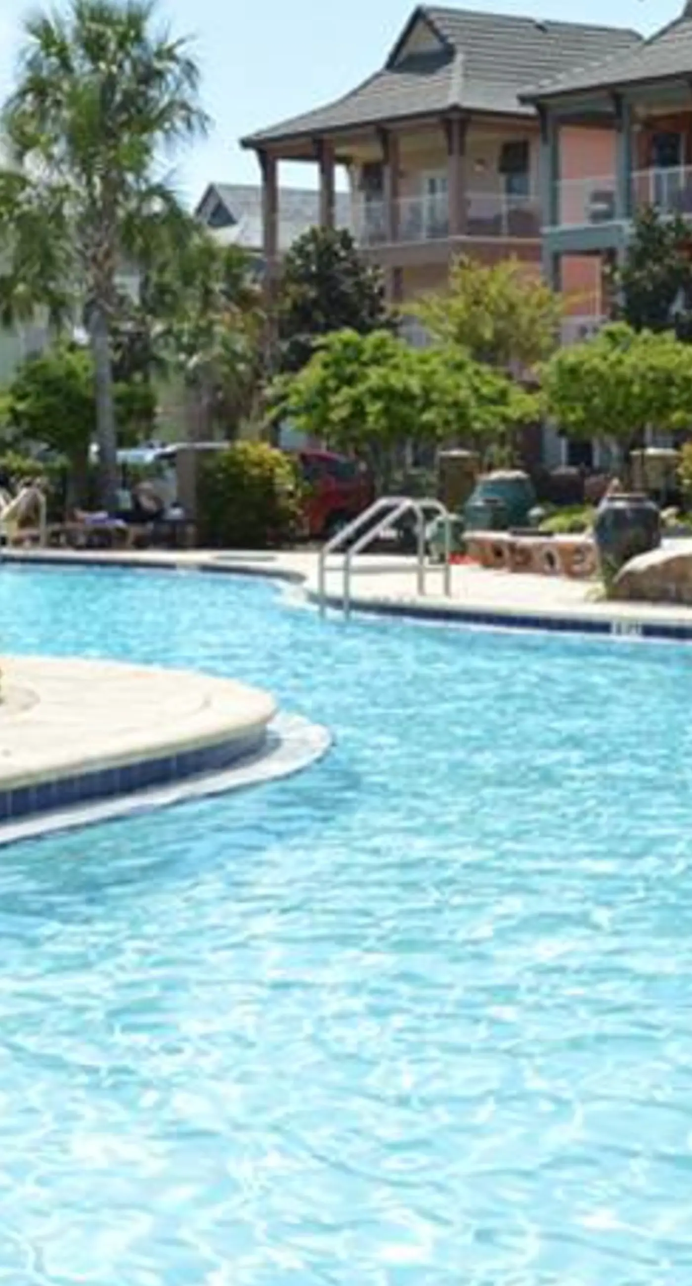 Large, Open Home, Shared Pool, Bike or Walk to the Gulf