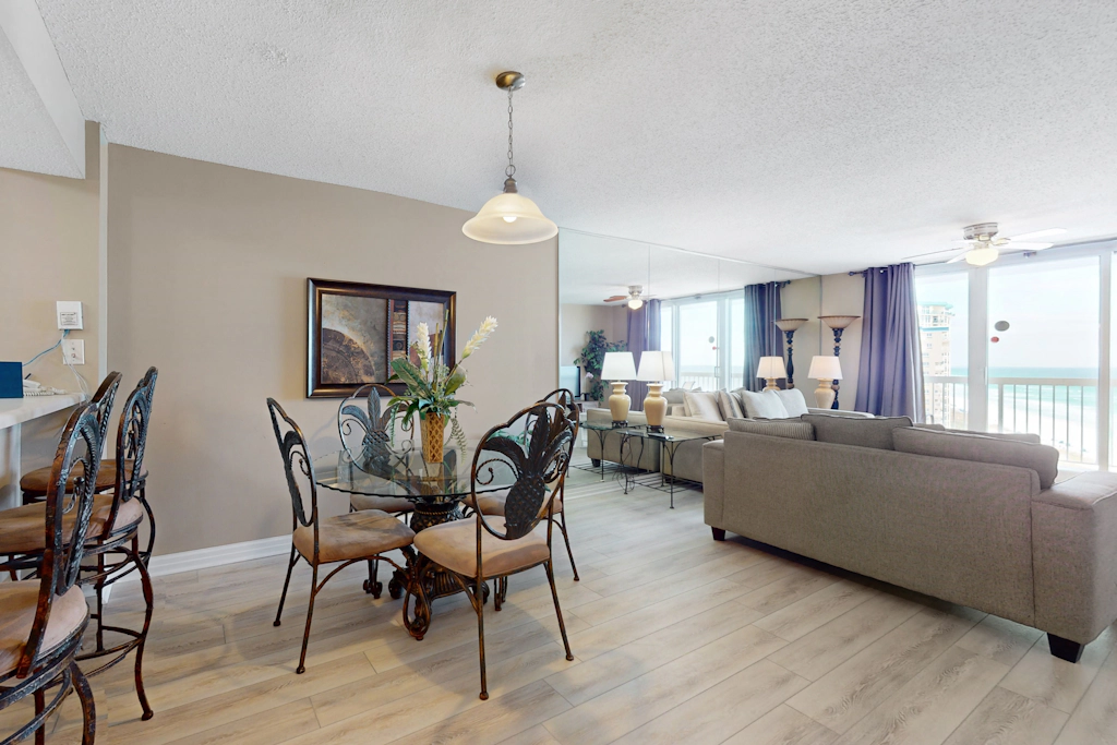 Pelican Beach Resort 1413