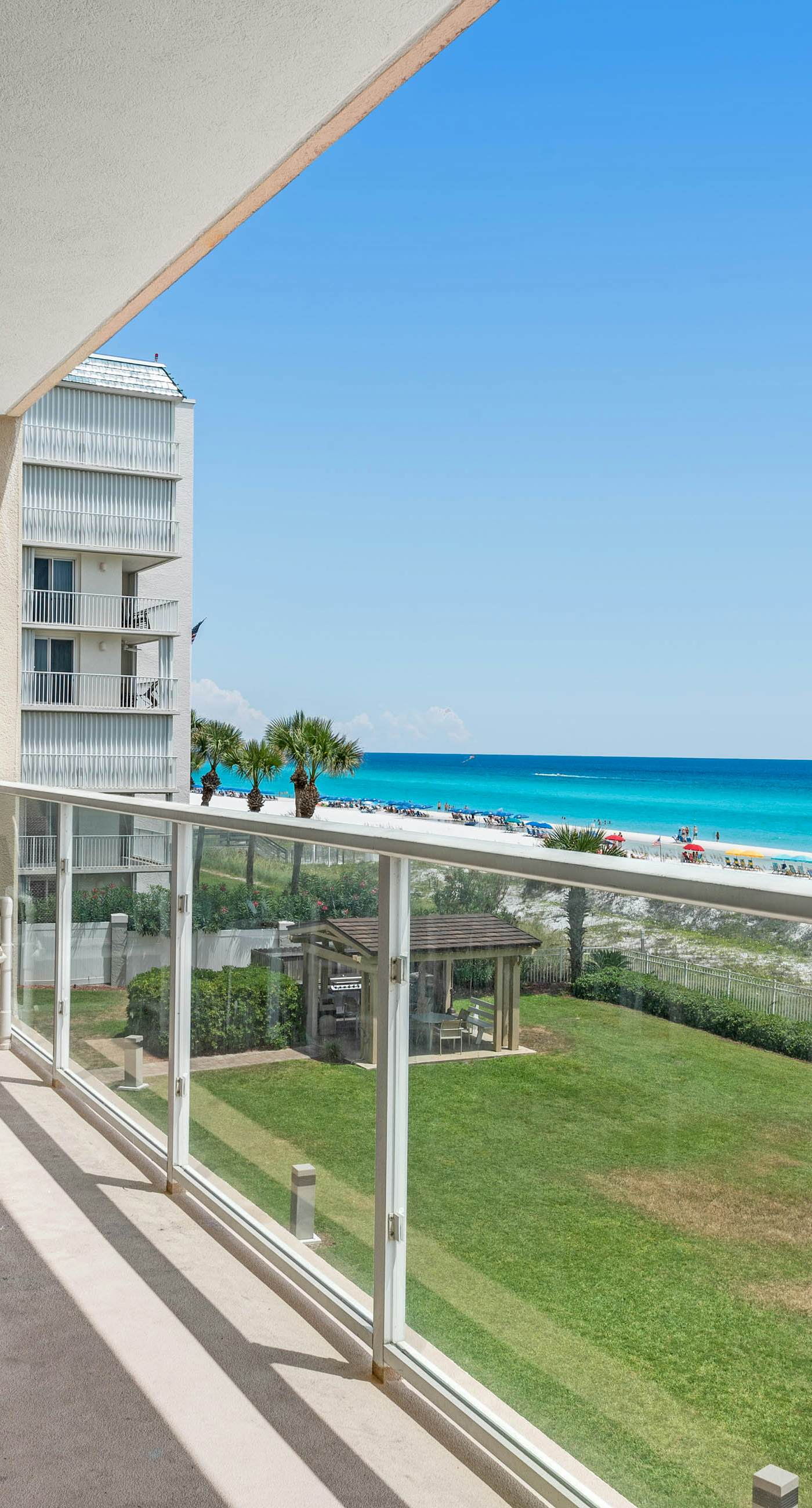 Stunning, waterfront home with Gulf views, pool & fitness room access