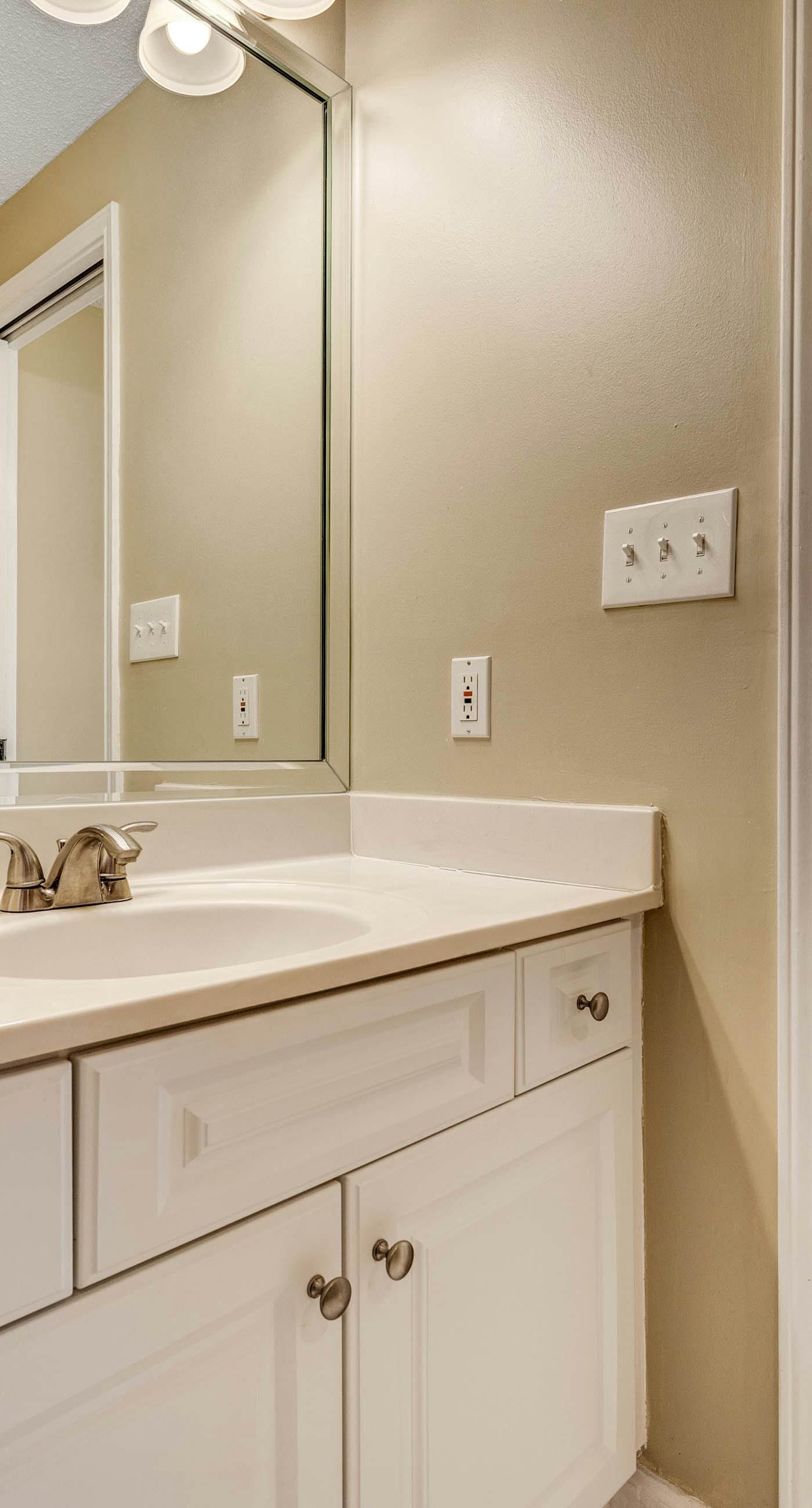 Stunning, waterfront home with Gulf views, pool & fitness room access