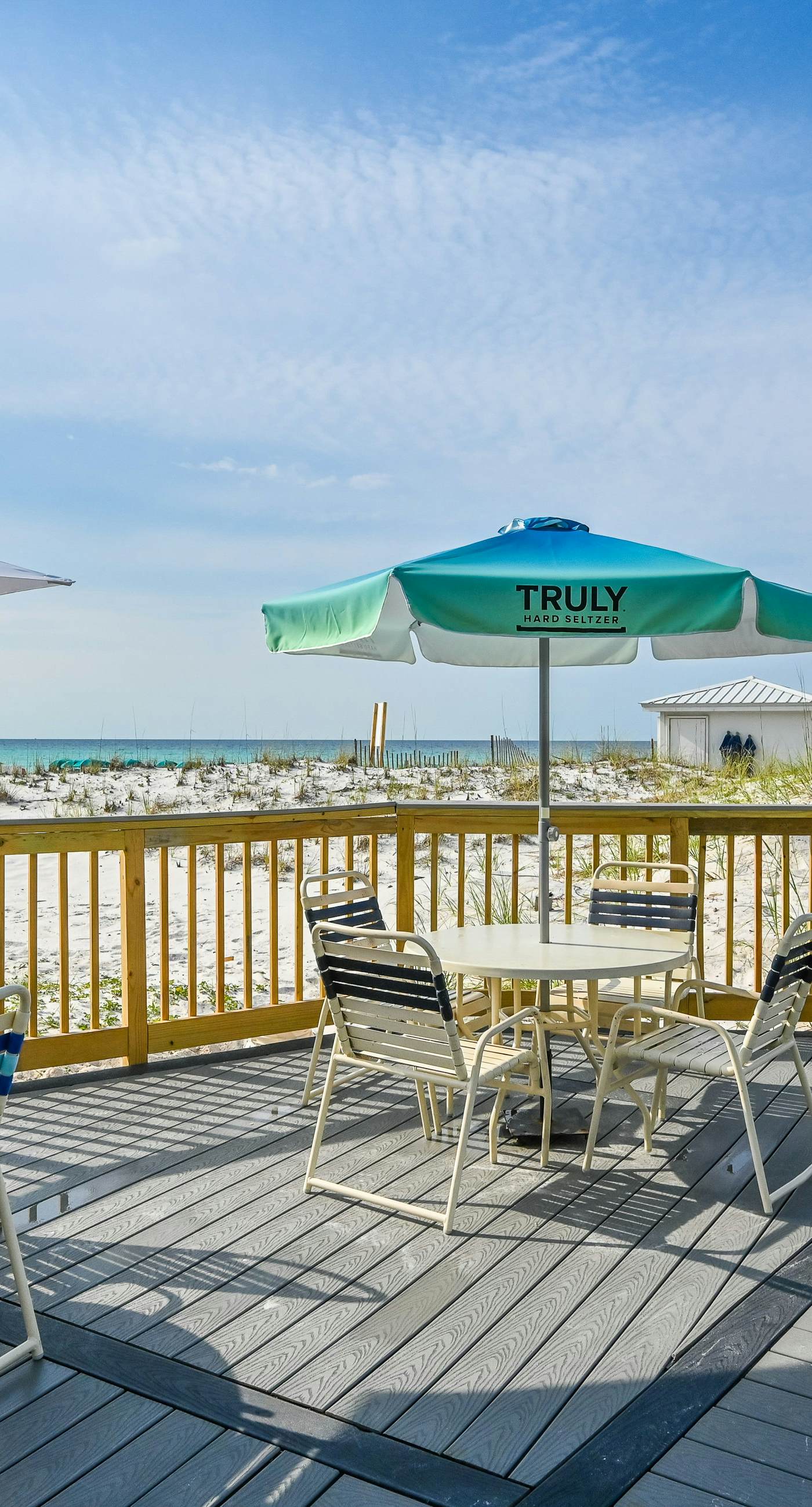 Gulf condo with fitness room, pool & hot tub