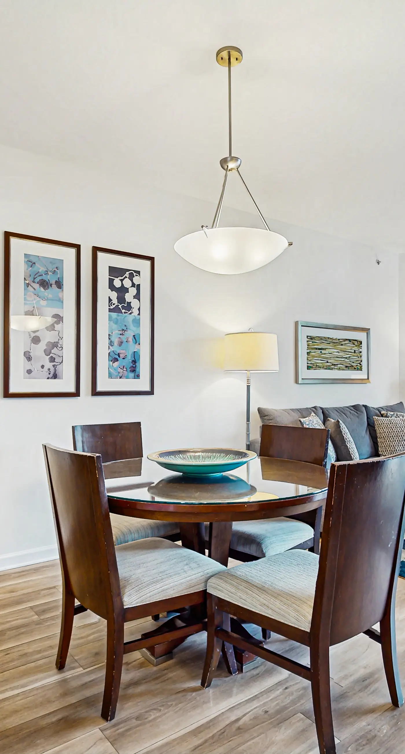 Gorgeous coastal condo with balcony & resort pools - close to beach