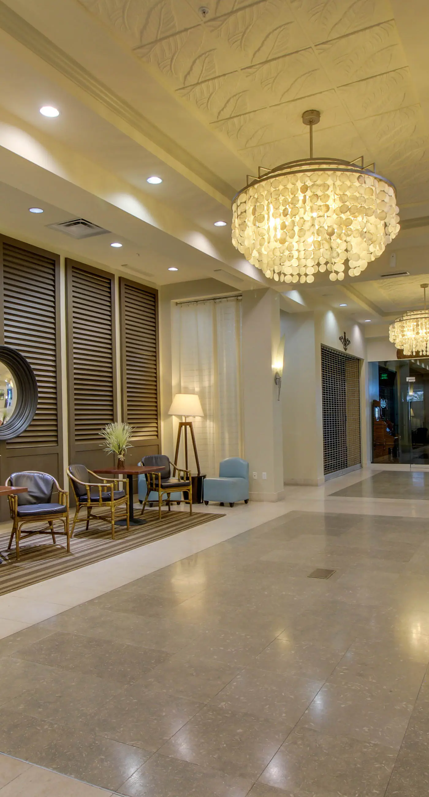 Gorgeous coastal condo with balcony & resort pools - close to beach