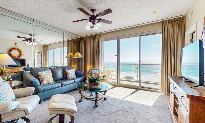 Sterling Sands 405