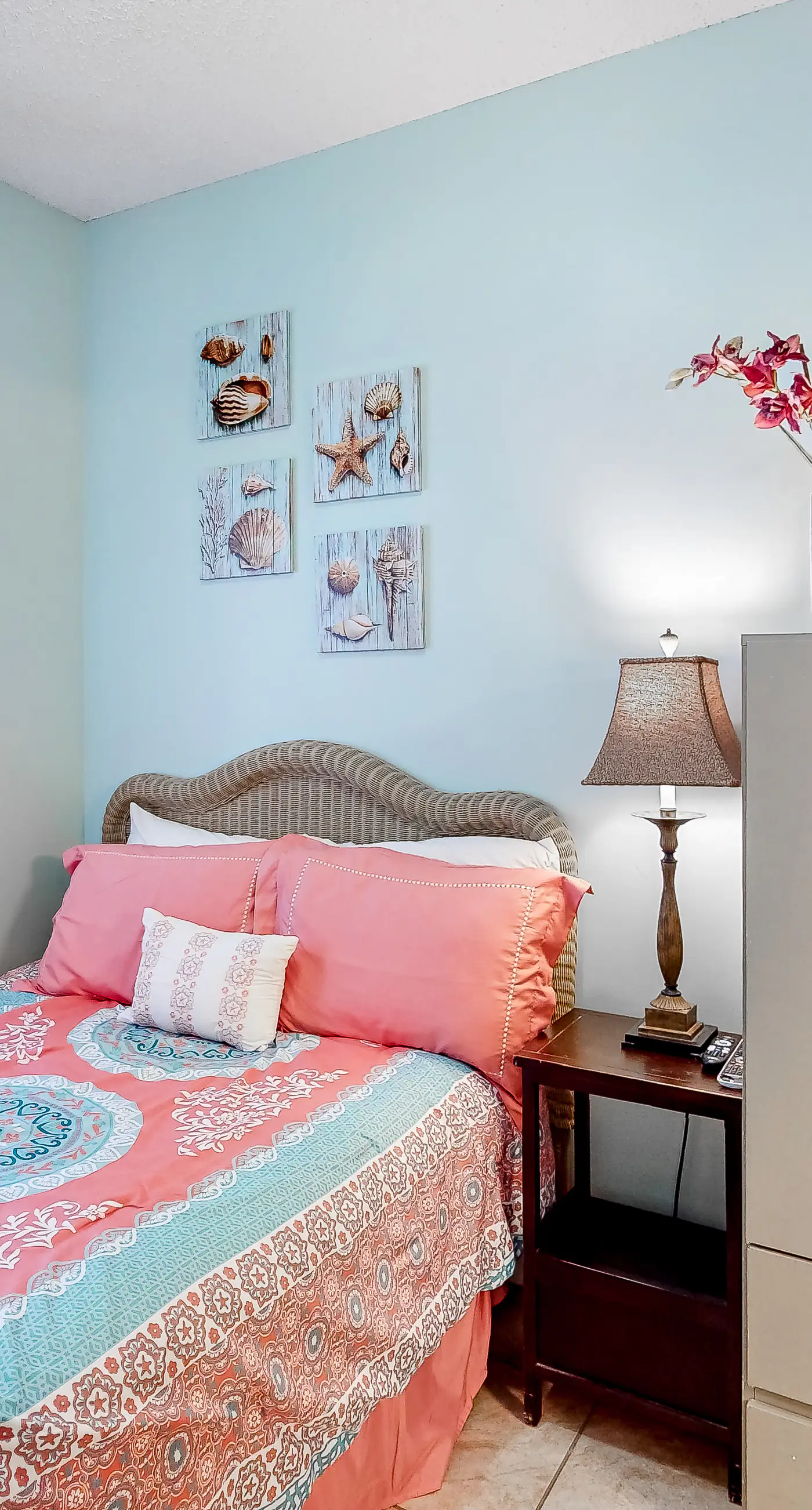 Pleasant, beachside home with Gulf view, pool & pool spa access