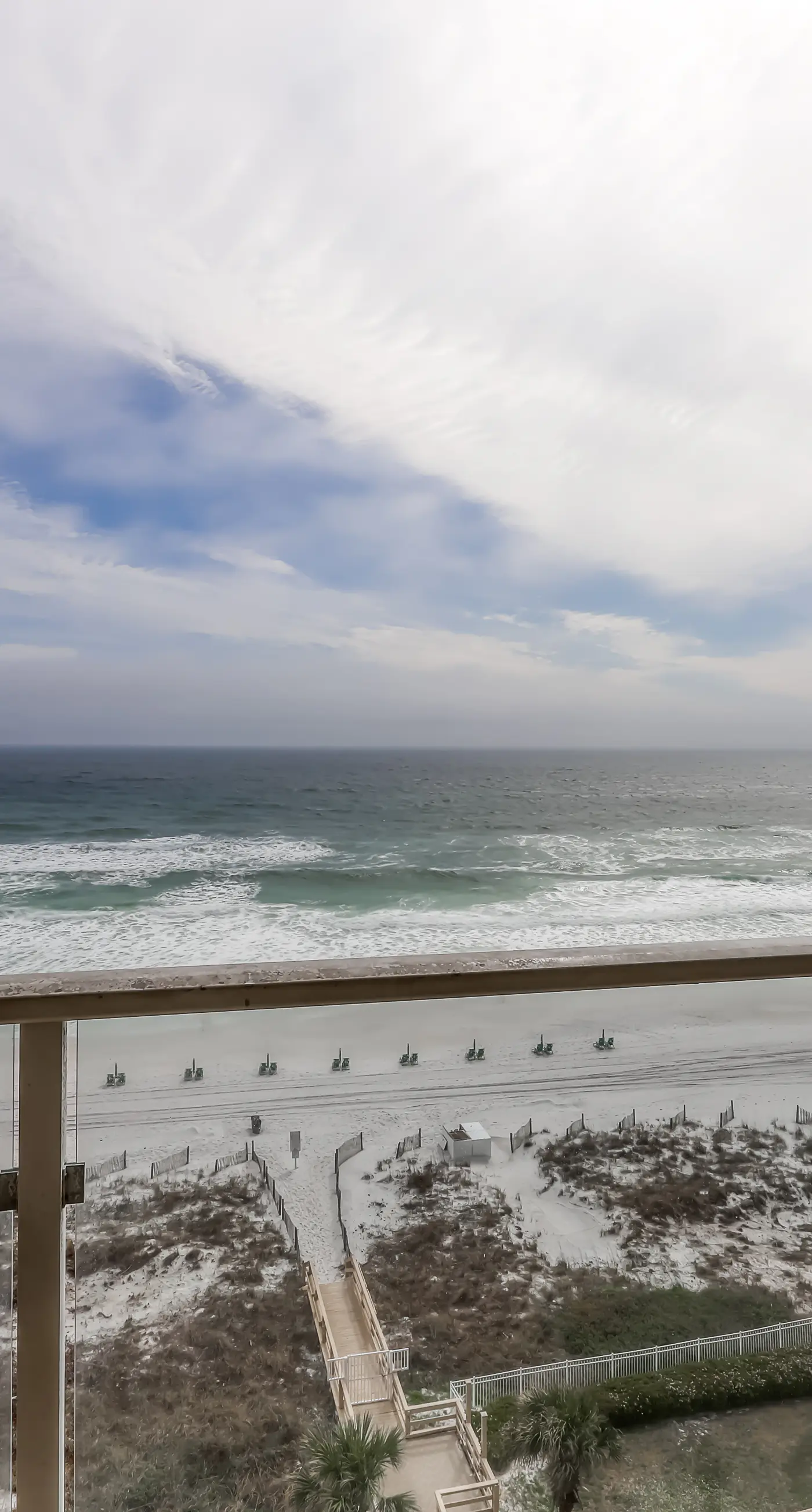 Elegantly-appointed condo at the beach with Gulf views & pool