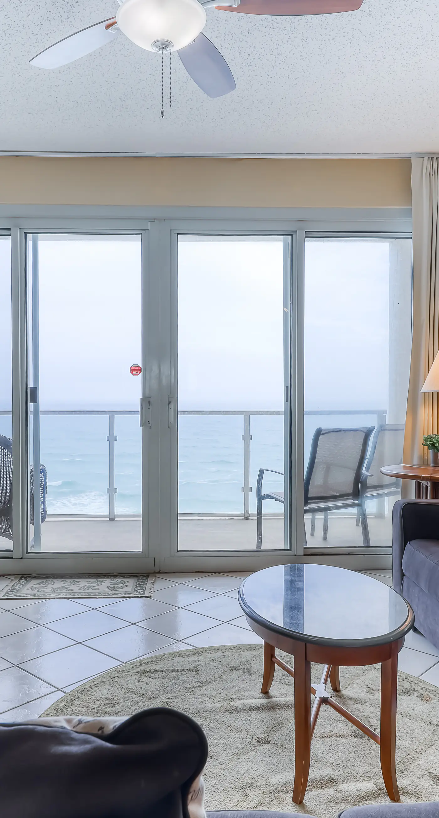 Elegantly-appointed condo at the beach with Gulf views & pool