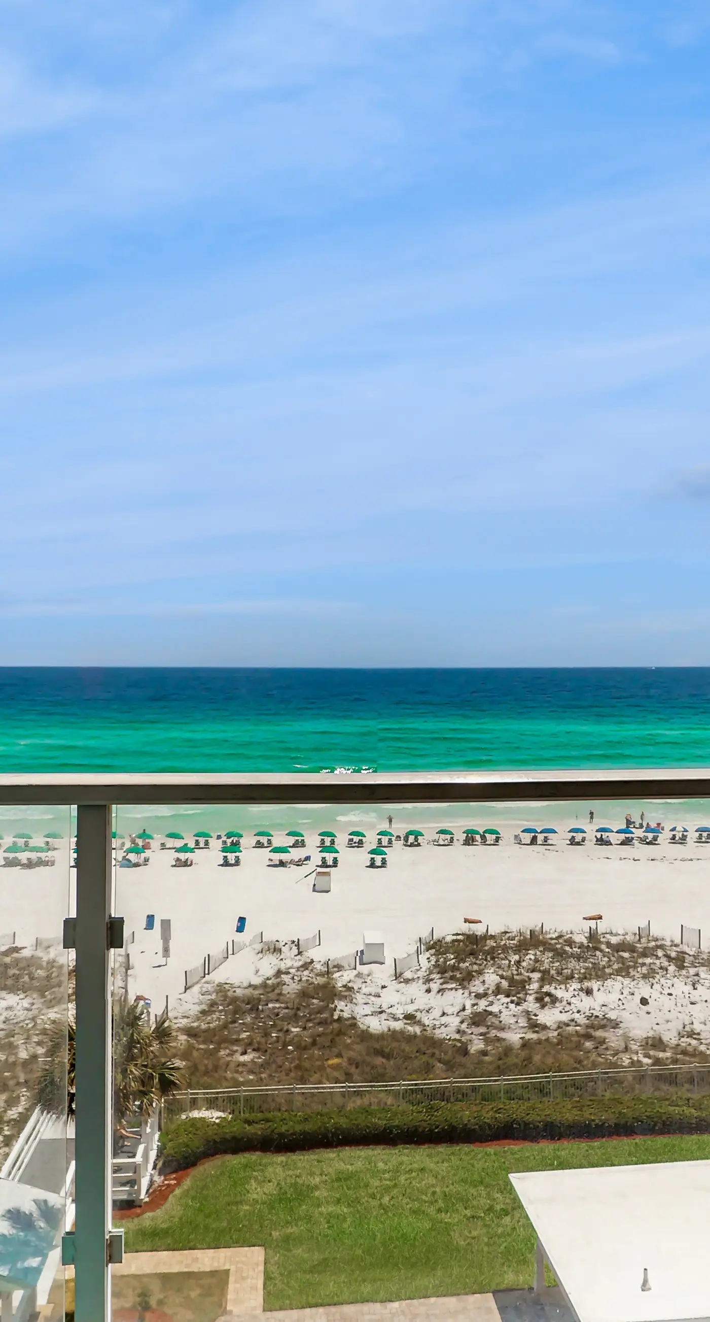 Superb Gulf front condo with pool, pool spa & fitness center access
