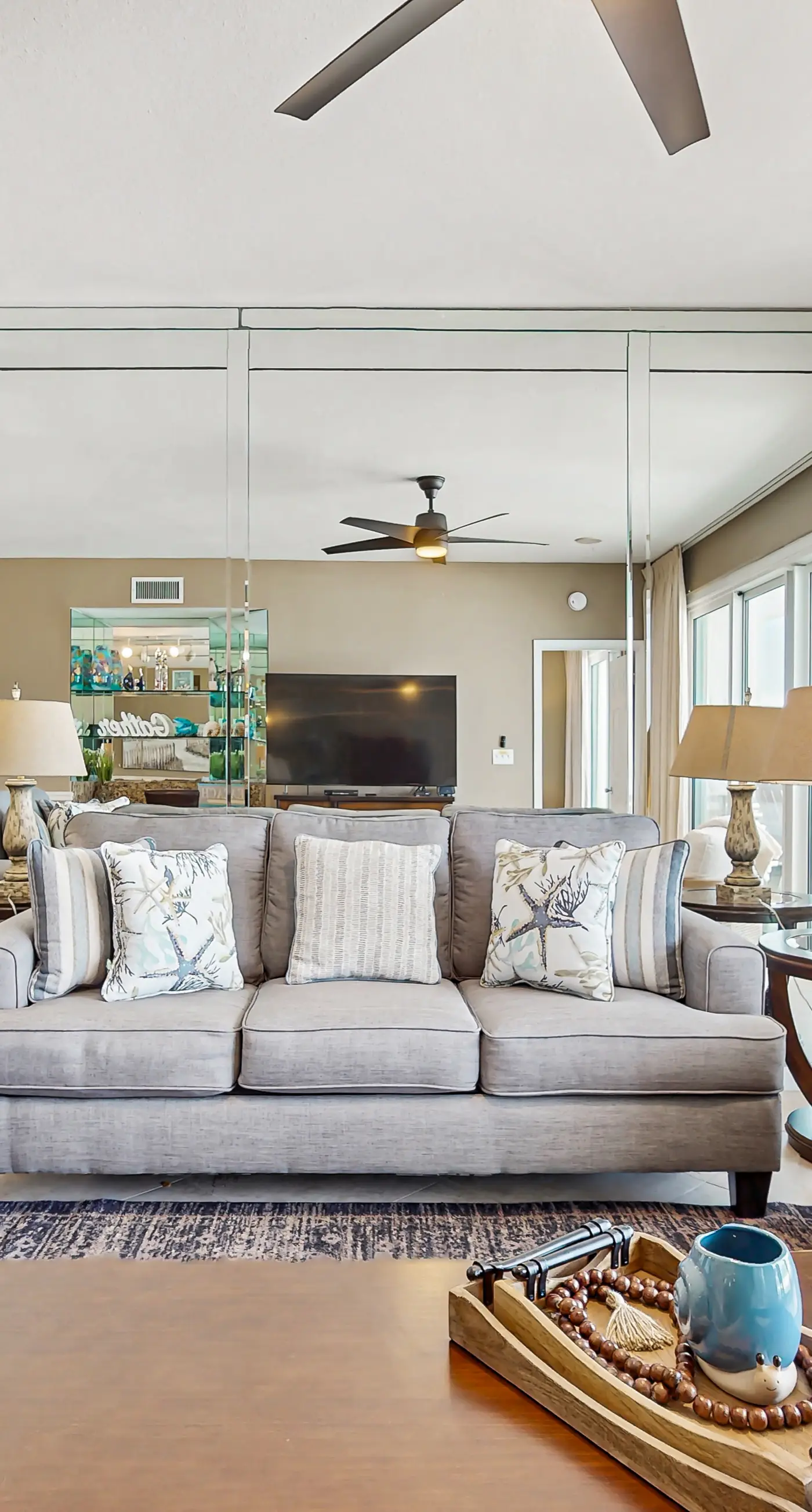 Superb Gulf front condo with pool, pool spa & fitness center access